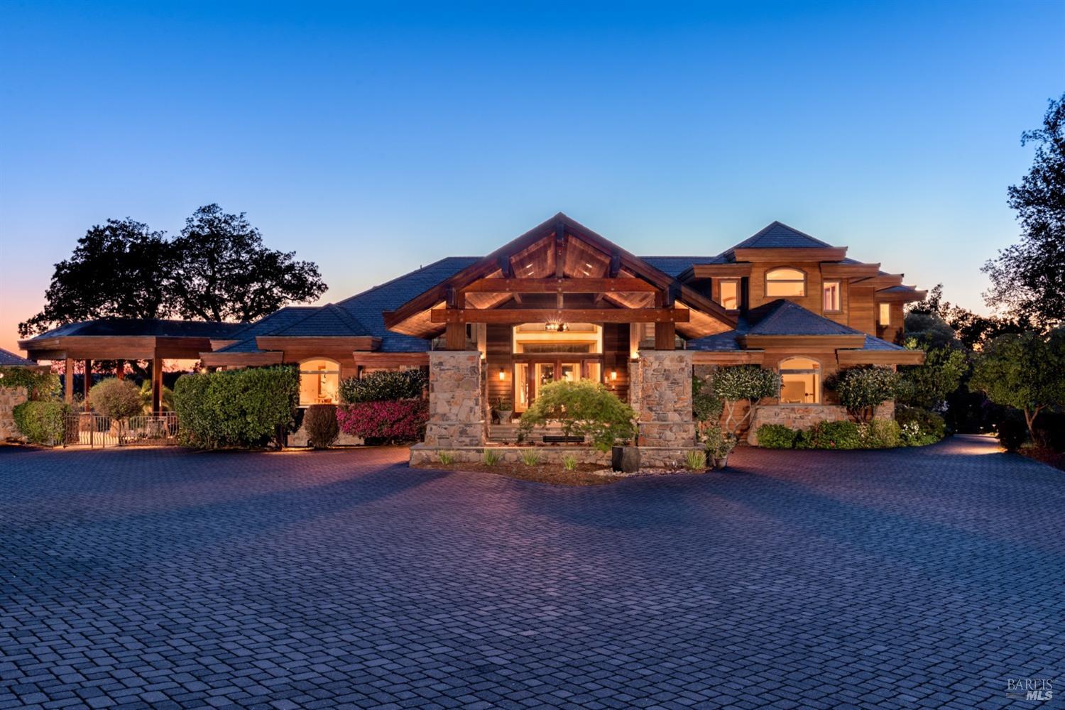 Detail Gallery Image 1 of 1 For 950 Shiloh Vis, Healdsburg,  CA 95403 - 4 Beds | 6/2 Baths