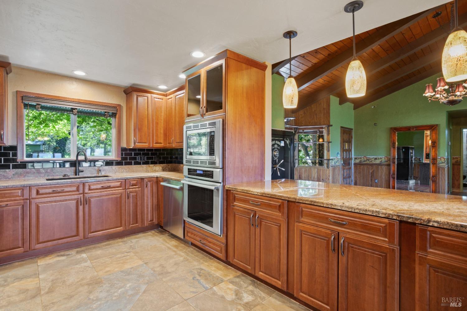 Detail Gallery Image 7 of 26 For 6867 Alpine Ridge Rd, Shingletown,  CA 96088 - 3 Beds | 3 Baths