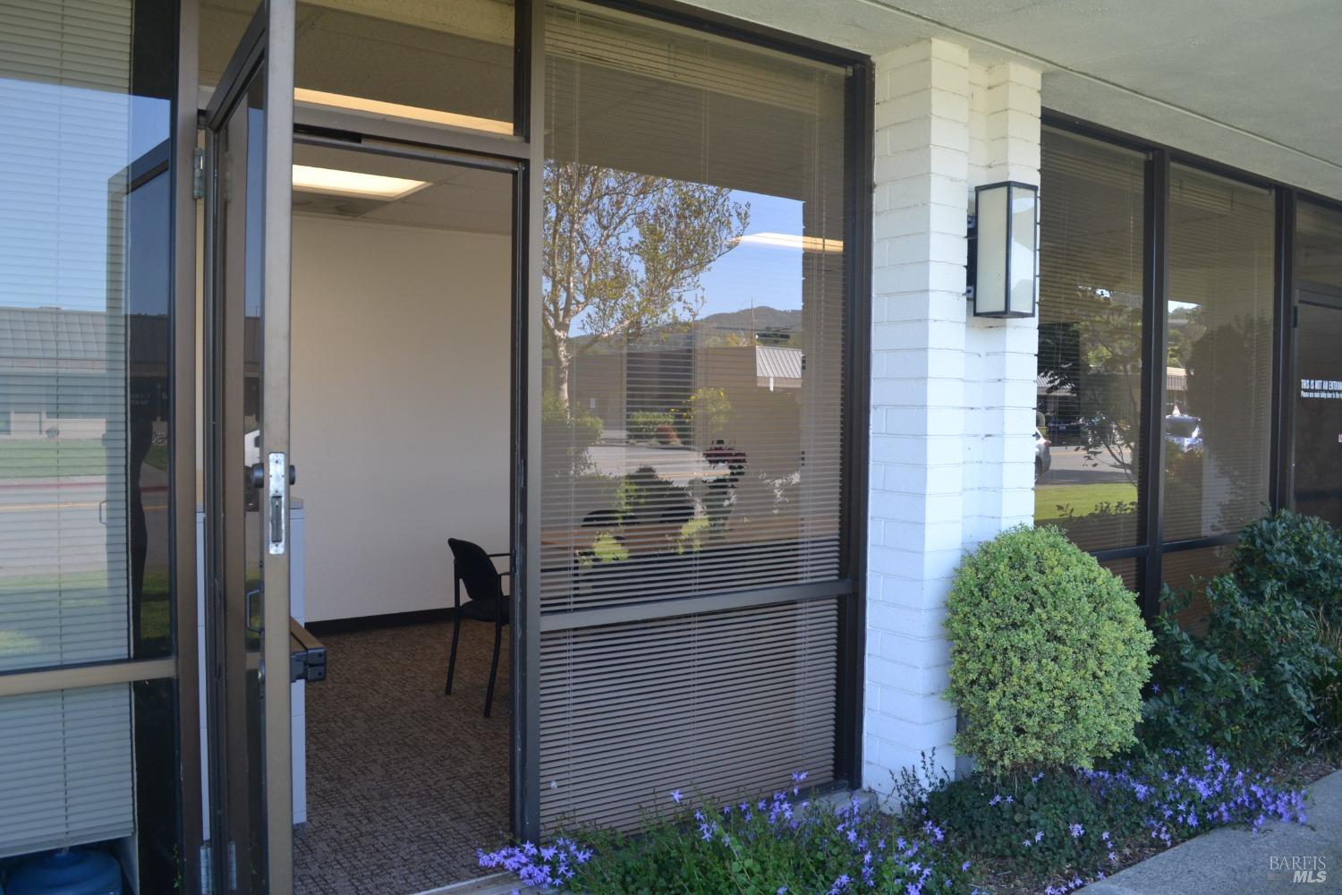 Detail Gallery Image 2 of 10 For 40 Mitchell Blvd #40 C,  San Rafael,  CA 94903 - – Beds | – Baths
