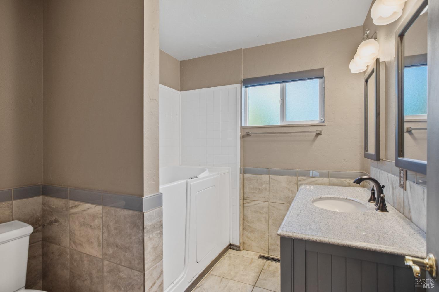 Detail Gallery Image 10 of 26 For 6867 Alpine Ridge Rd, Shingletown,  CA 96088 - 3 Beds | 3 Baths