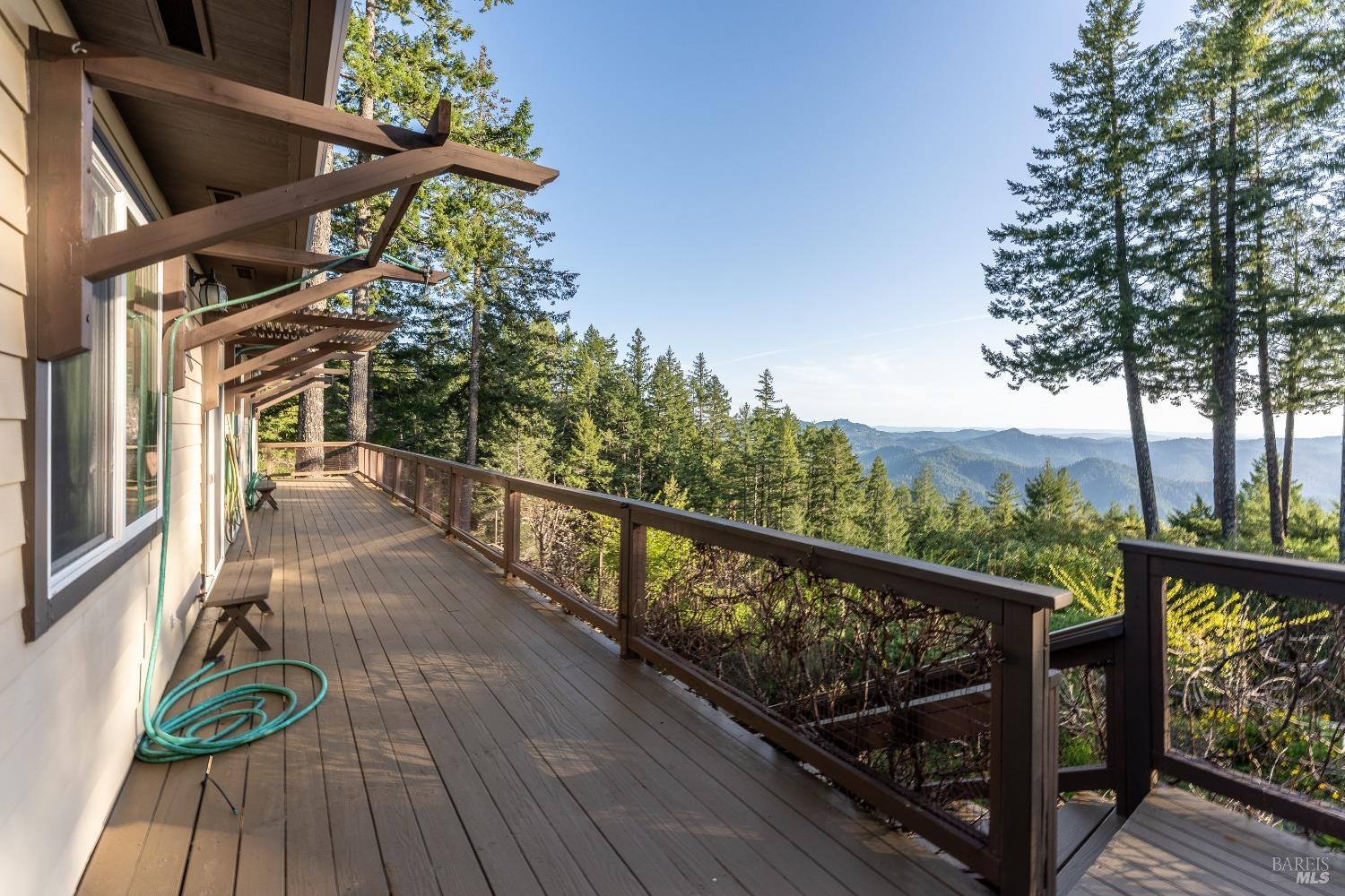 Detail Gallery Image 23 of 39 For 27040 Ridge Rd, Willits,  CA 95490 - 3 Beds | 2/1 Baths
