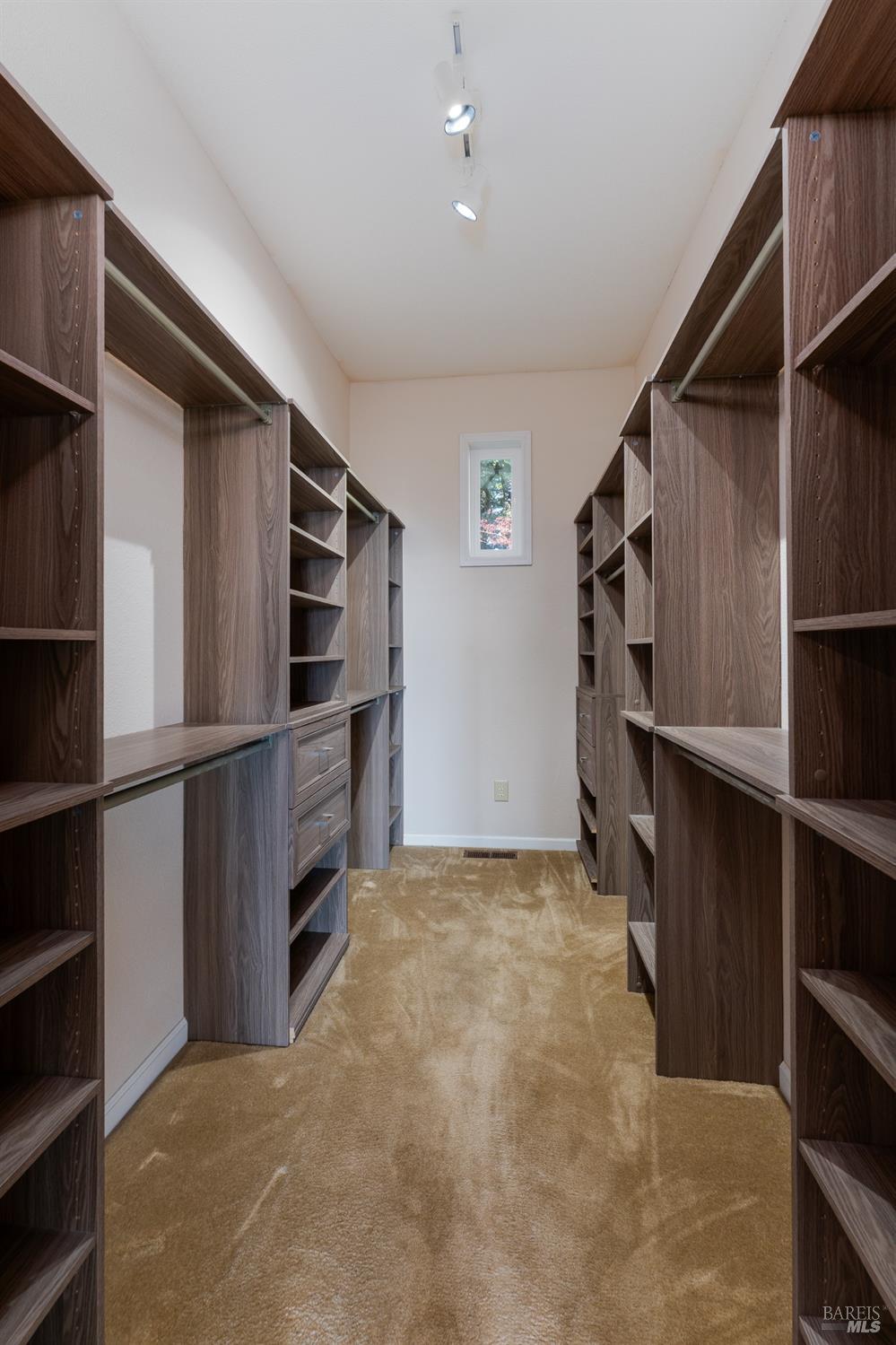 Detail Gallery Image 21 of 39 For 27040 Ridge Rd, Willits,  CA 95490 - 3 Beds | 2/1 Baths