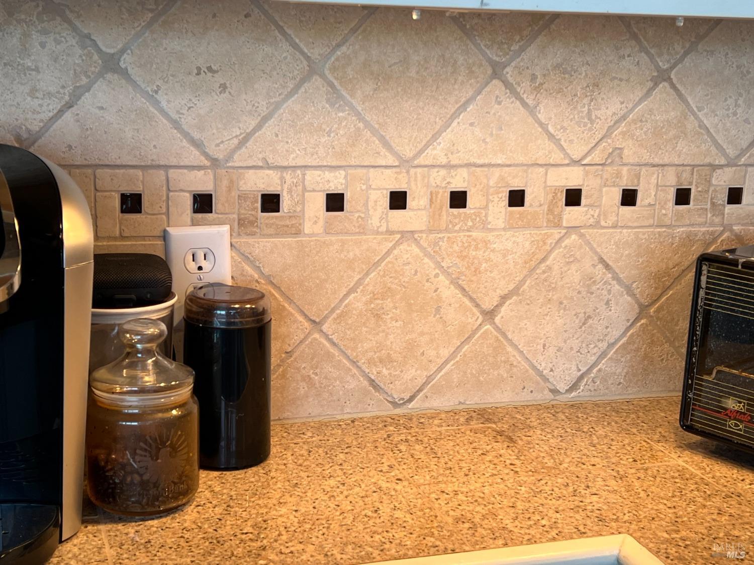 Detail Gallery Image 27 of 34 For 12250 Baylis Cove Rd, Lower Lake,  CA 95457 - 2 Beds | 2 Baths