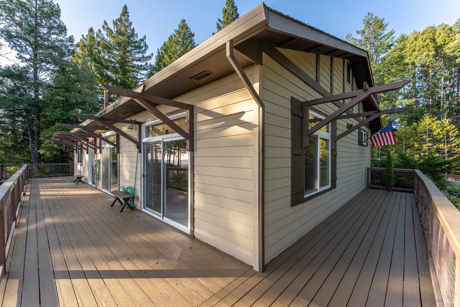 Detail Gallery Image 22 of 39 For 27040 Ridge Rd, Willits,  CA 95490 - 3 Beds | 2/1 Baths