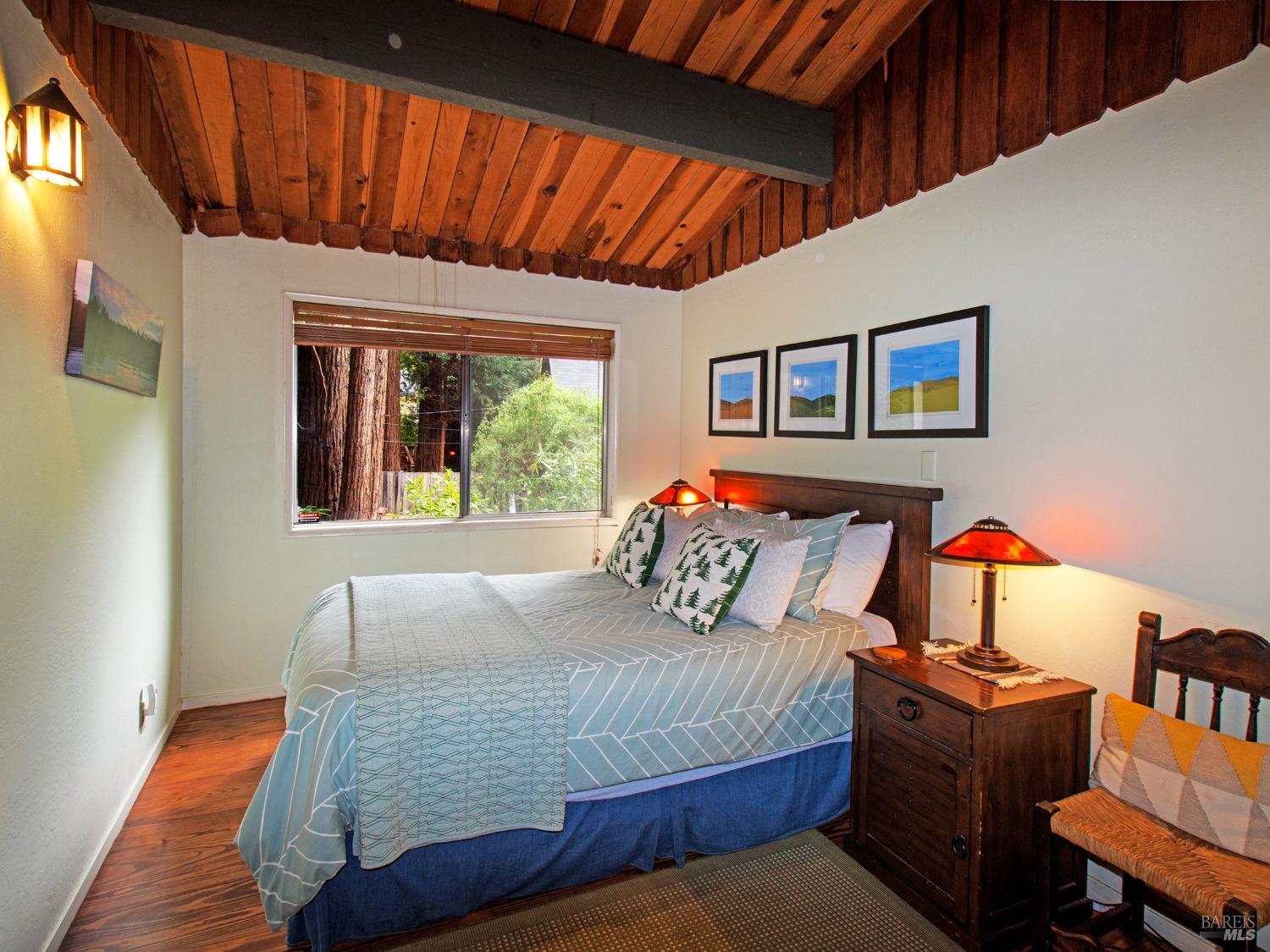 Detail Gallery Image 12 of 39 For 2660 Cazadero Hwy, Cazadero,  CA 95421 - 2 Beds | 1 Baths
