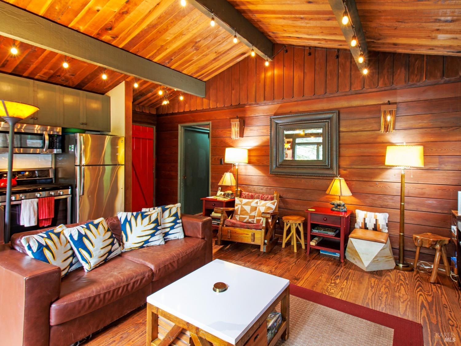 Detail Gallery Image 3 of 39 For 2660 Cazadero Hwy, Cazadero,  CA 95421 - 2 Beds | 1 Baths
