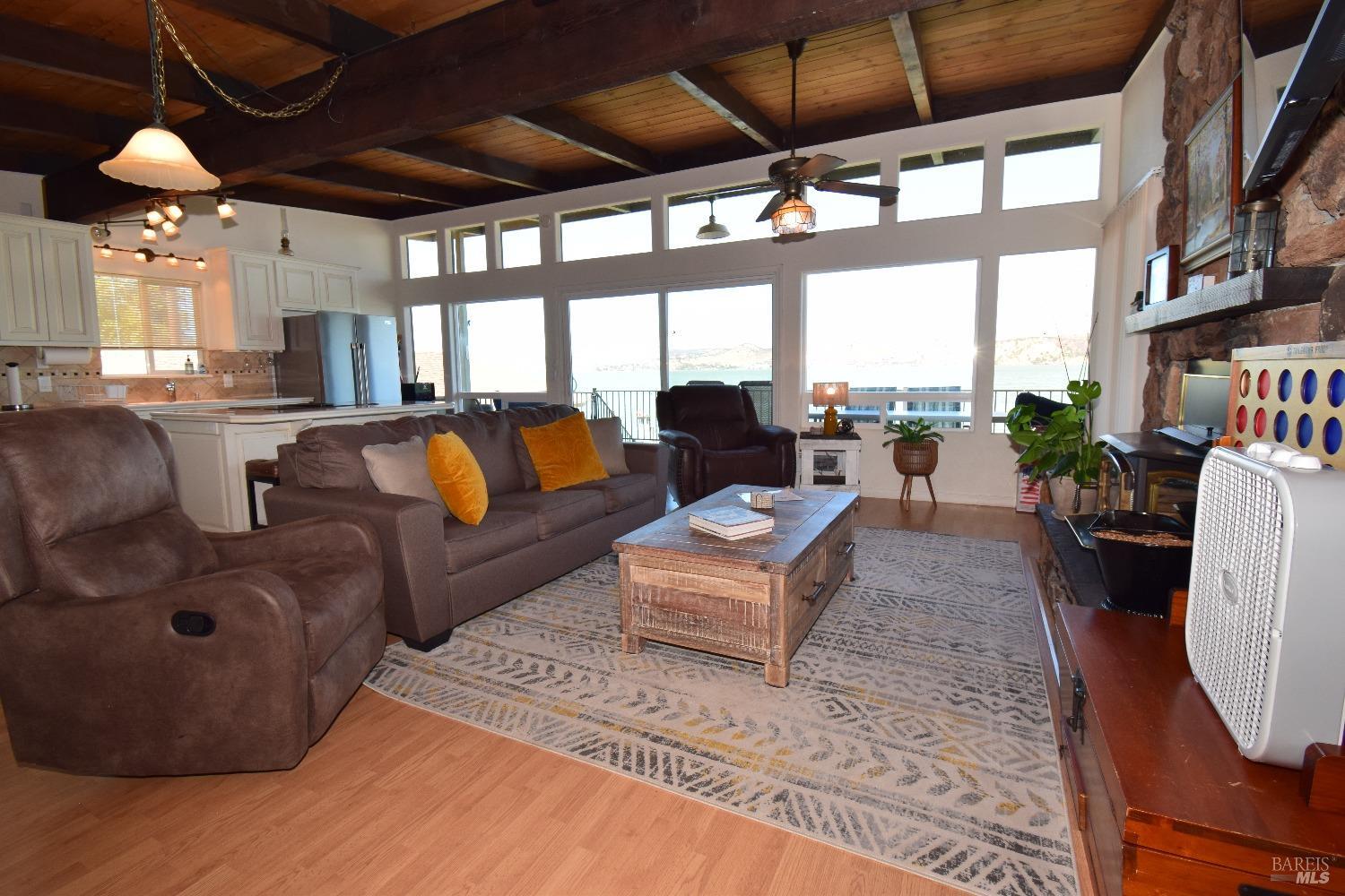 Detail Gallery Image 6 of 34 For 12250 Baylis Cove Rd, Lower Lake,  CA 95457 - 2 Beds | 2 Baths