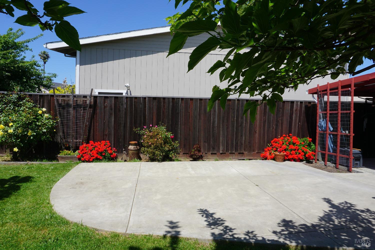 Detail Gallery Image 41 of 47 For 121 Forsythia Ct, Vallejo,  CA 94589 - 3 Beds | 2 Baths