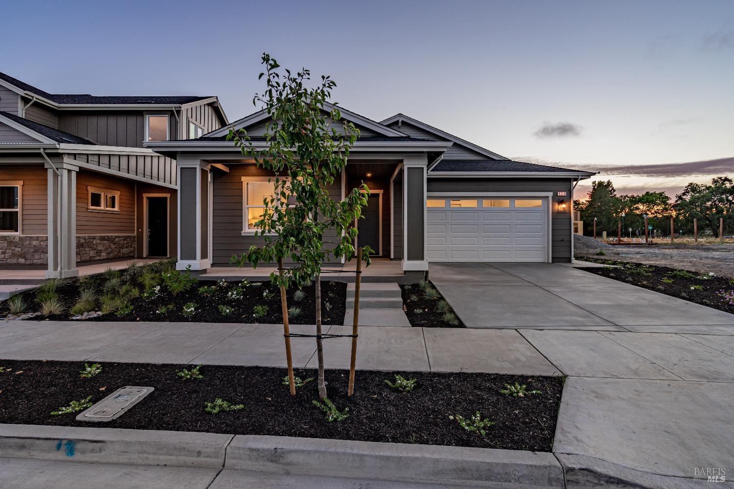 Detail Gallery Image 1 of 1 For 267 Spanish Oak Dr, Windsor,  CA 95492 - 3 Beds | 2 Baths