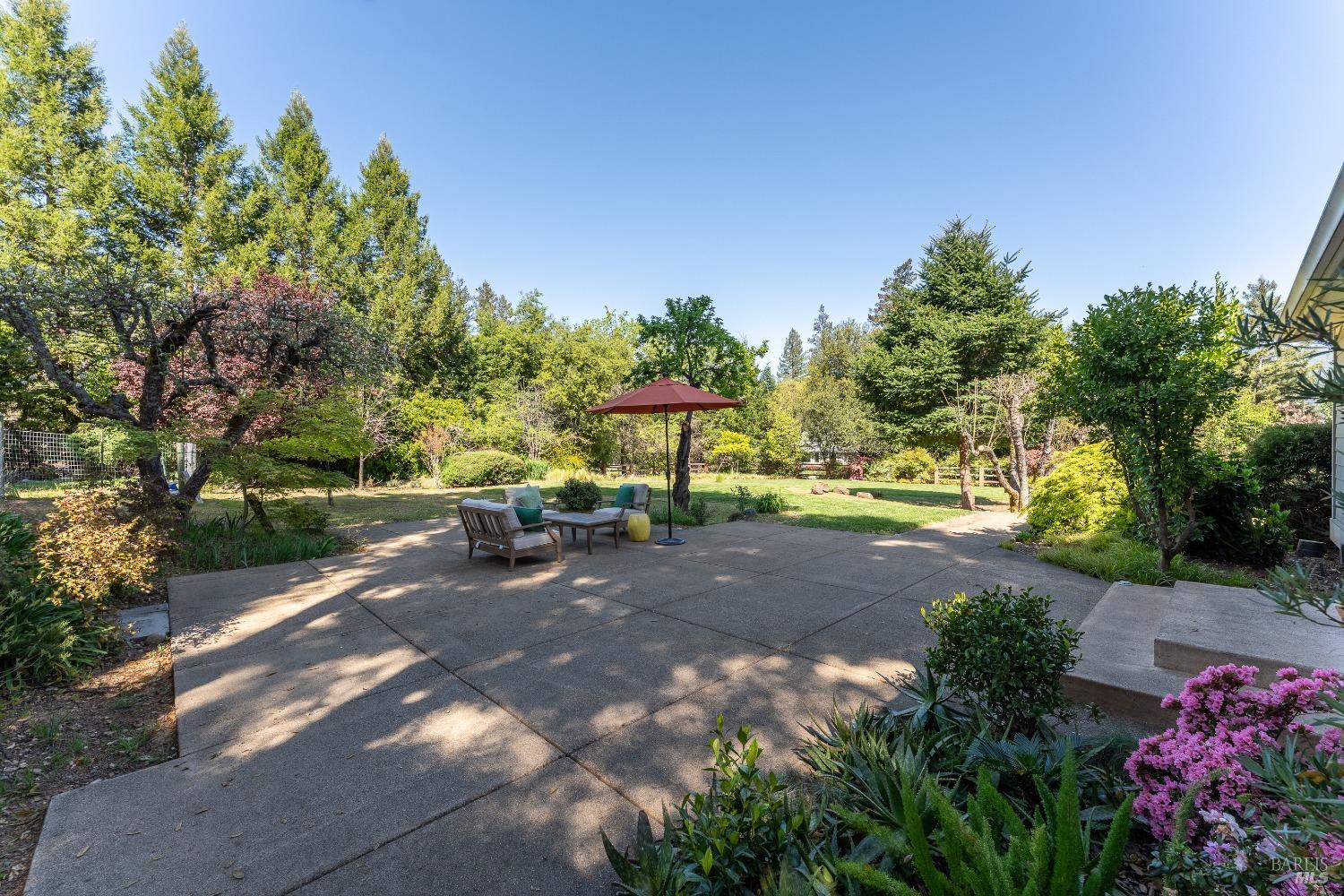 Detail Gallery Image 26 of 42 For 1595 Crane Ter, Ukiah,  CA 95482 - 5 Beds | 3 Baths