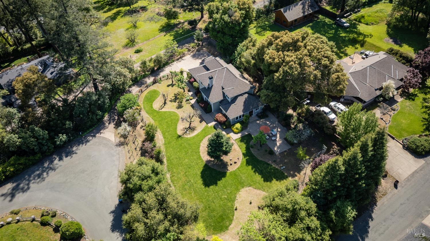 Detail Gallery Image 25 of 42 For 1595 Crane Ter, Ukiah,  CA 95482 - 5 Beds | 3 Baths