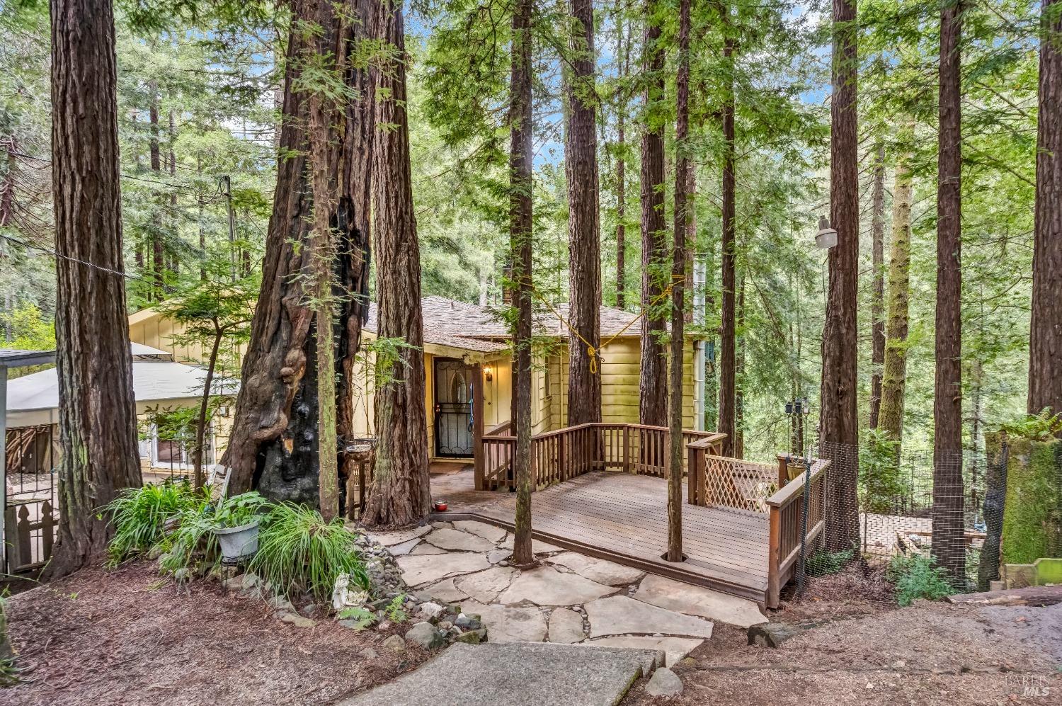 Detail Gallery Image 25 of 42 For 17 Springhill Dr, Cazadero,  CA 95421 - 2 Beds | 2 Baths