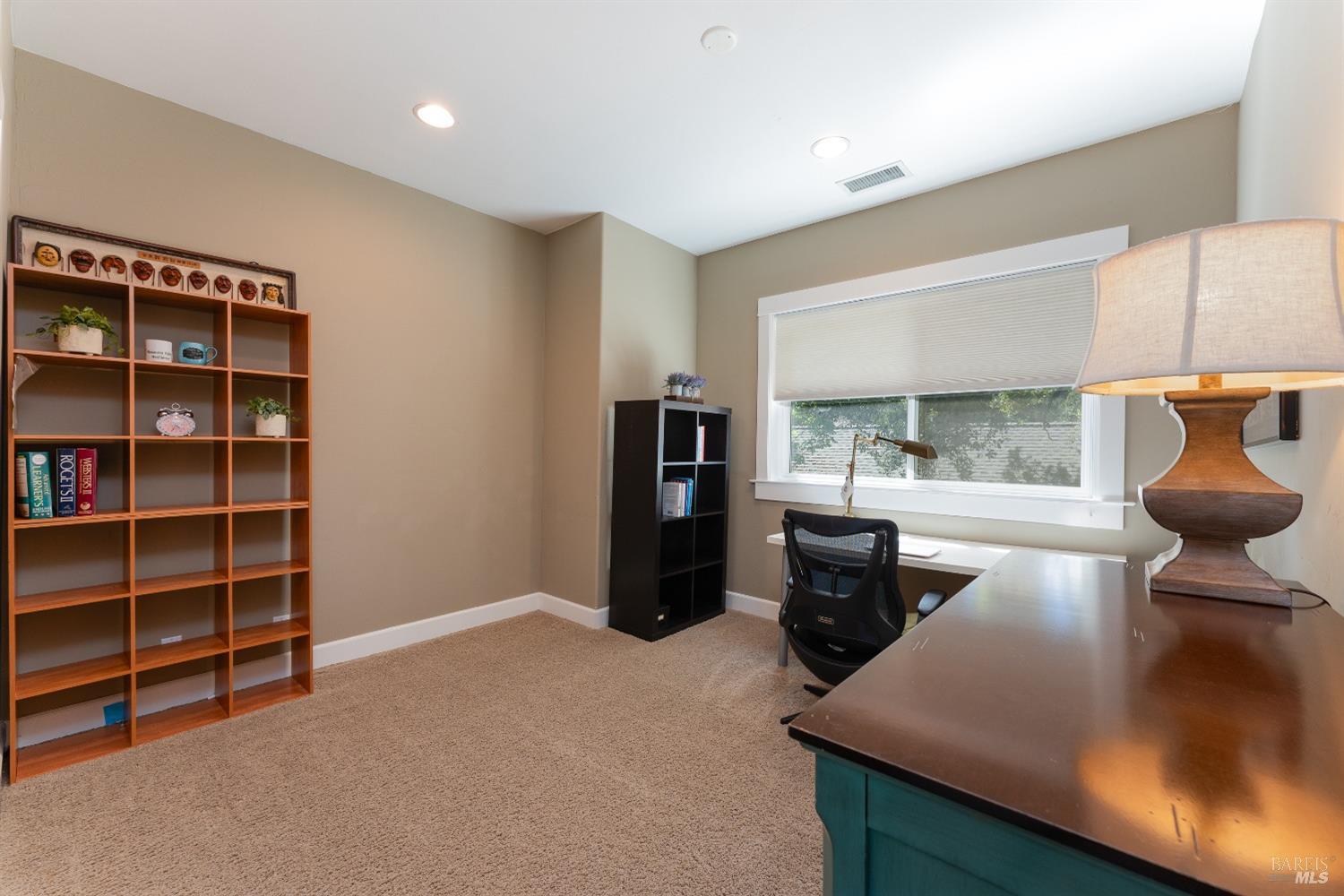 Detail Gallery Image 18 of 42 For 1595 Crane Ter, Ukiah,  CA 95482 - 5 Beds | 3 Baths