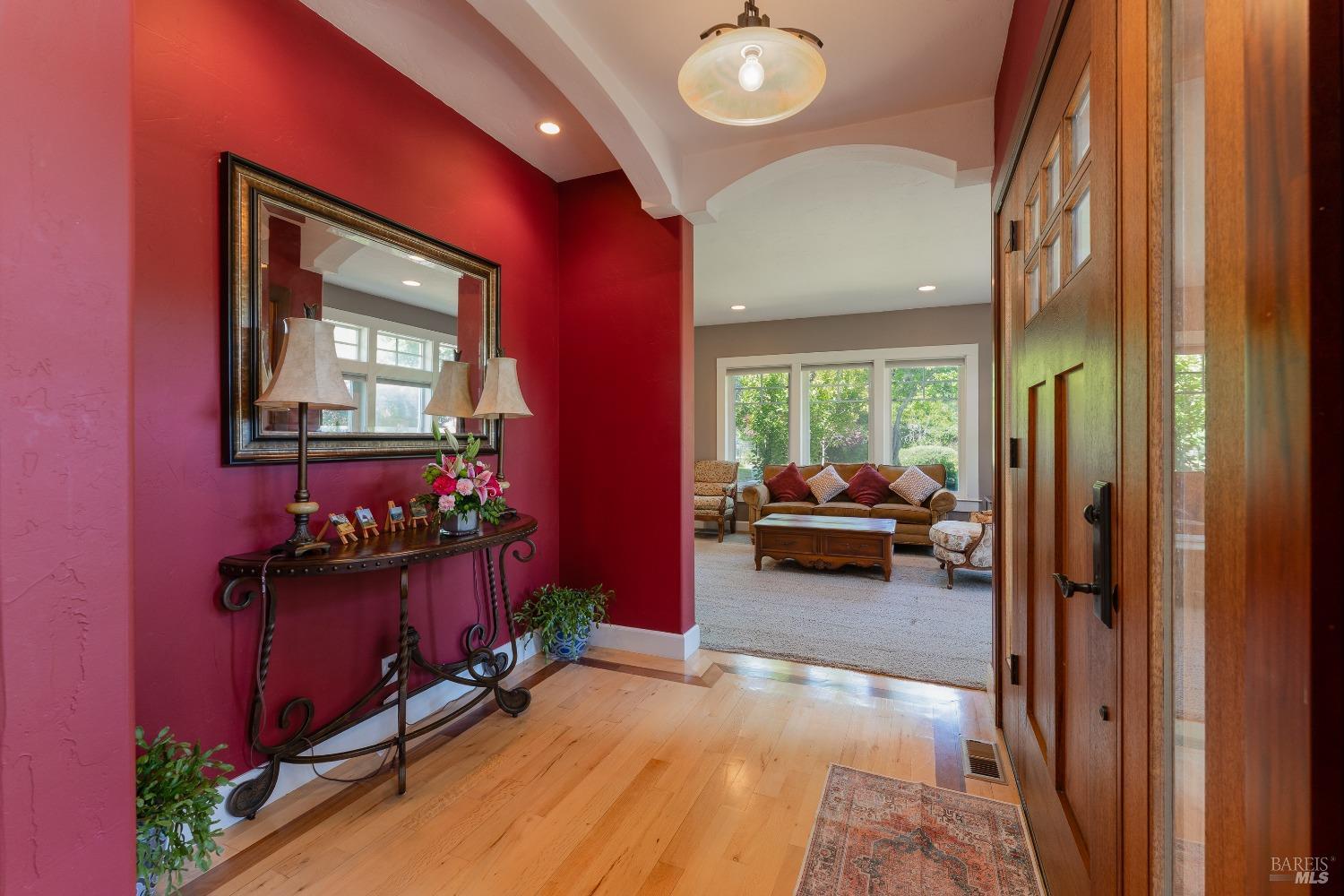 Detail Gallery Image 4 of 42 For 1595 Crane Ter, Ukiah,  CA 95482 - 5 Beds | 3 Baths