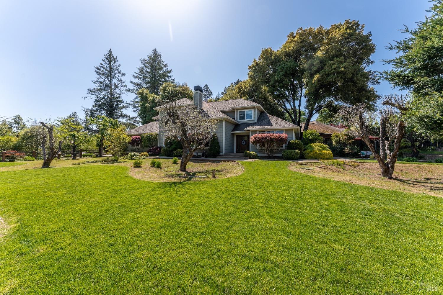 Detail Gallery Image 37 of 42 For 1595 Crane Ter, Ukiah,  CA 95482 - 5 Beds | 3 Baths