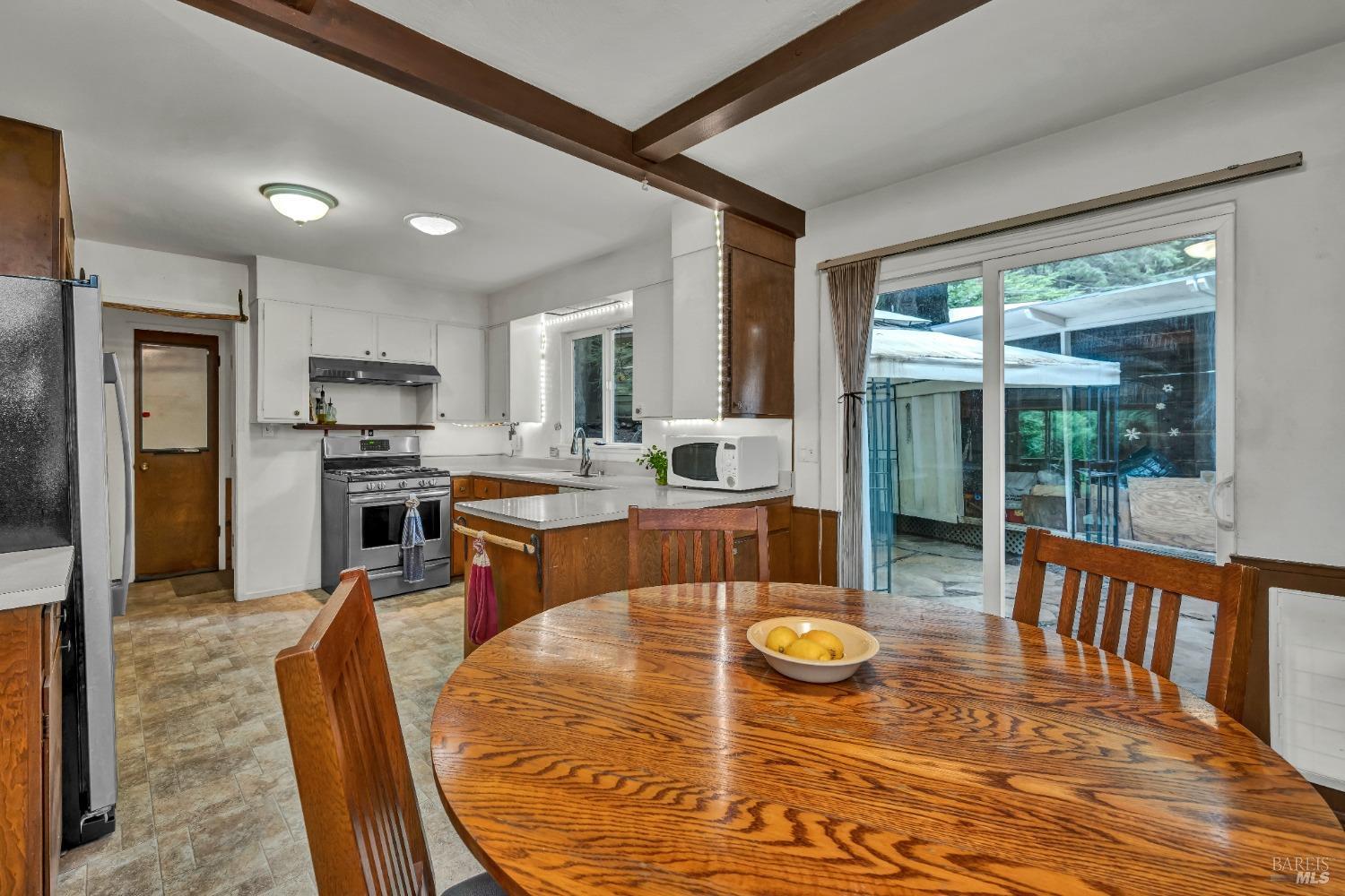 Detail Gallery Image 11 of 42 For 17 Springhill Dr, Cazadero,  CA 95421 - 2 Beds | 2 Baths