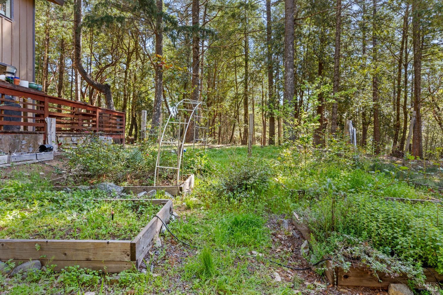 Detail Gallery Image 13 of 14 For 23551 Ridge Rd, Willits,  CA 95490 - 2 Beds | 2 Baths