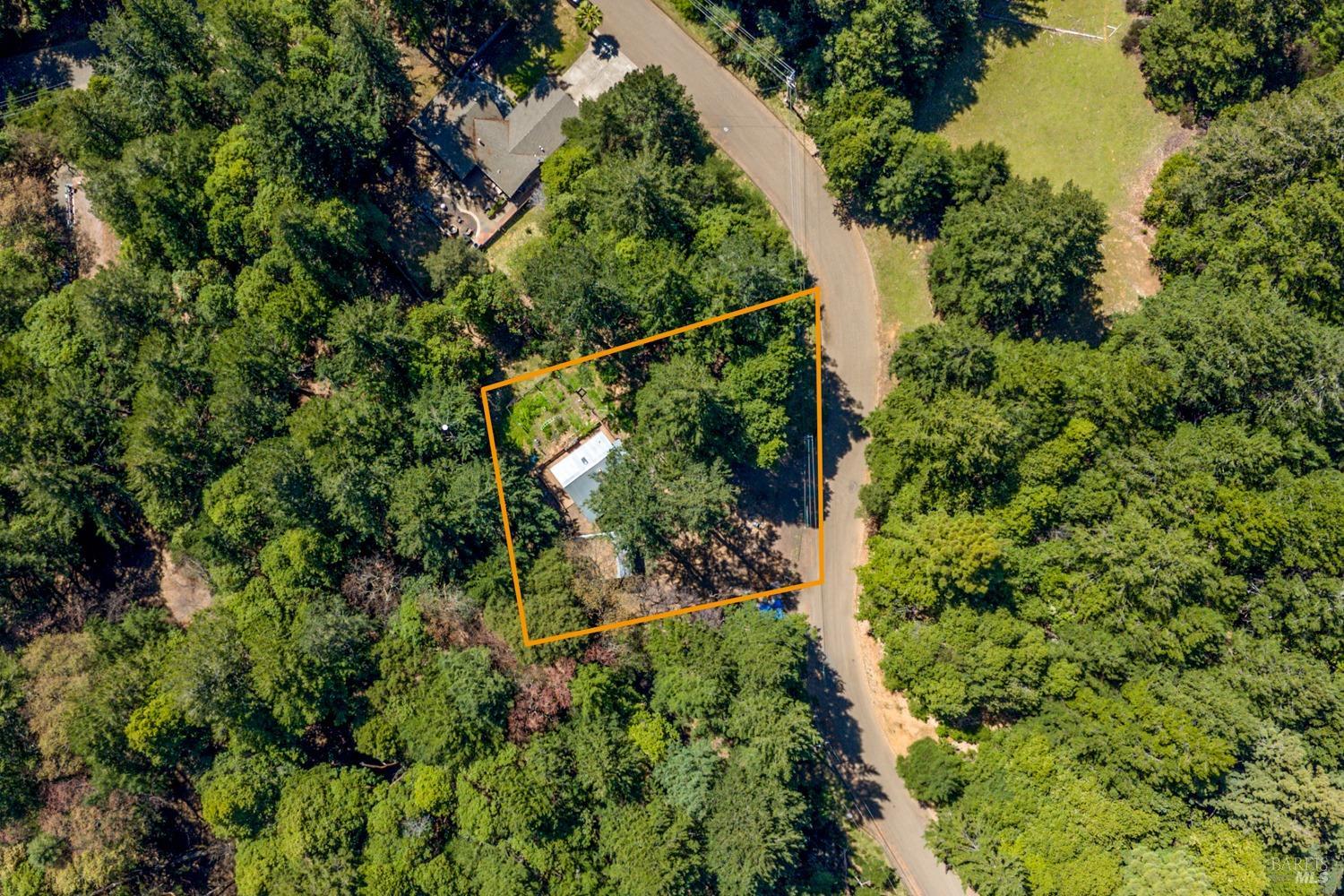 Detail Gallery Image 14 of 14 For 23551 Ridge Rd, Willits,  CA 95490 - 2 Beds | 2 Baths