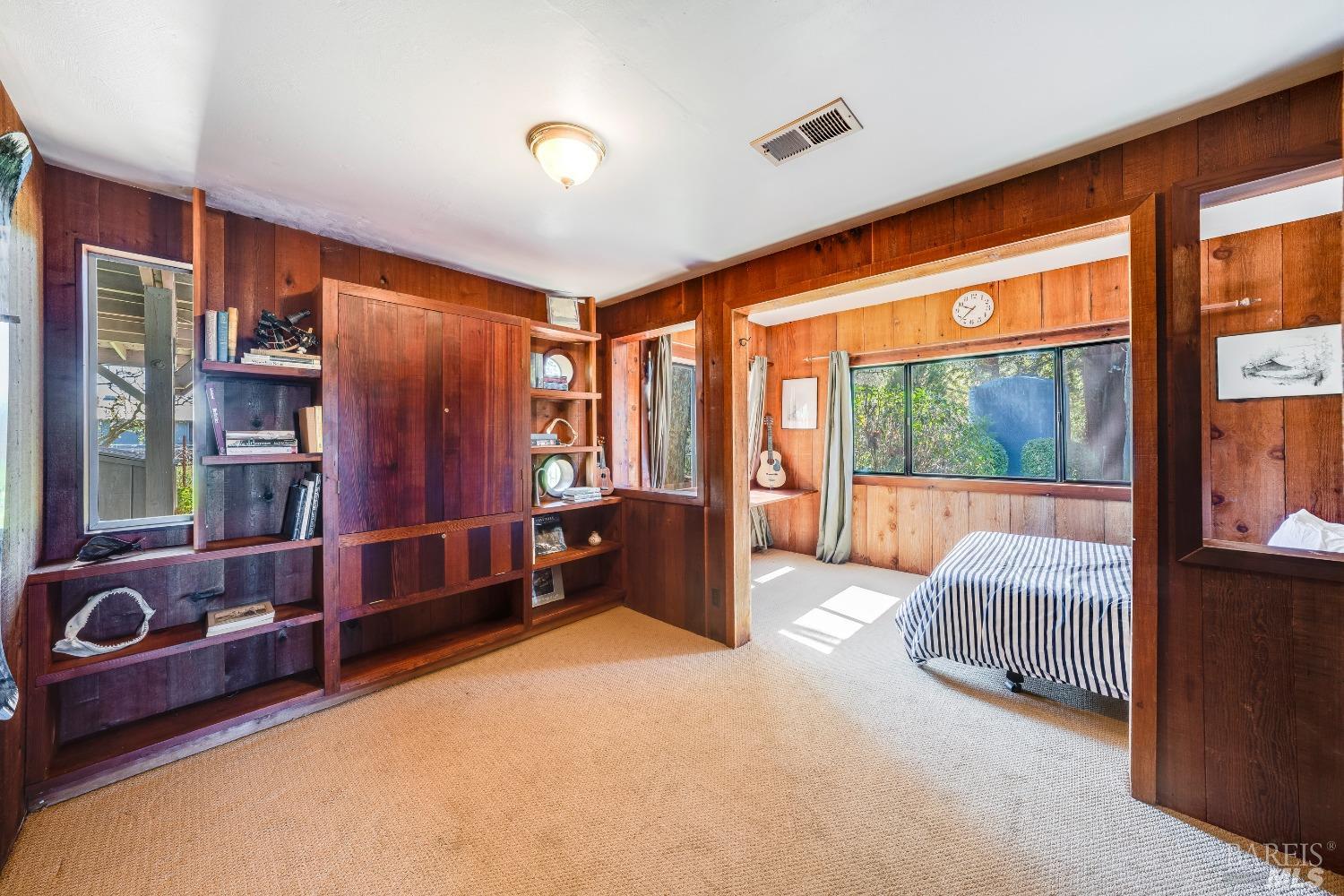 Detail Gallery Image 20 of 53 For 6201 Old River Rd, Ukiah,  CA 95482 - 4 Beds | 2 Baths
