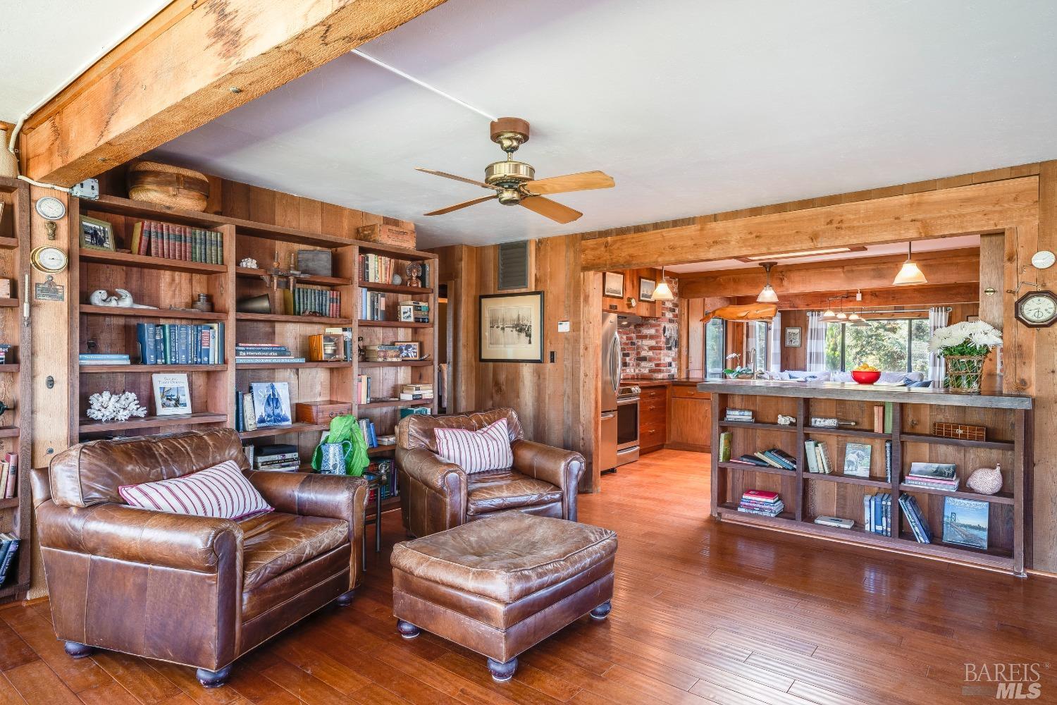 Detail Gallery Image 10 of 53 For 6201 Old River Rd, Ukiah,  CA 95482 - 4 Beds | 2 Baths