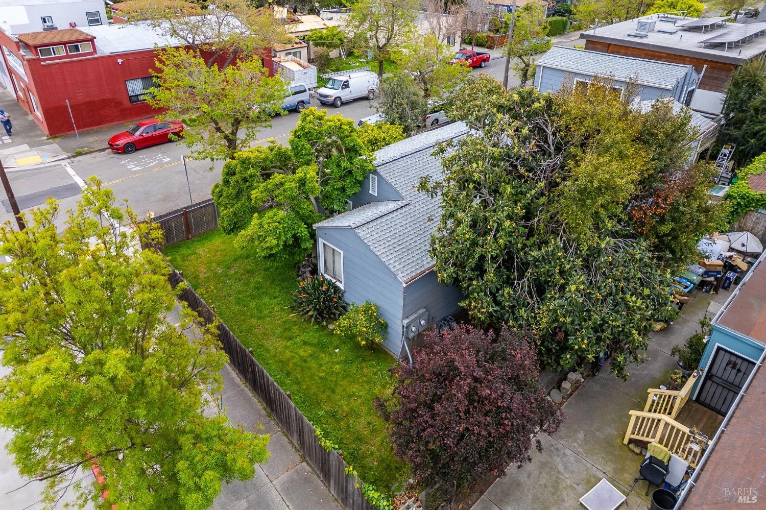 Detail Gallery Image 50 of 58 For 1445 Fairview St St, Berkeley,  CA 94702 - 0 Beds | 0 Baths