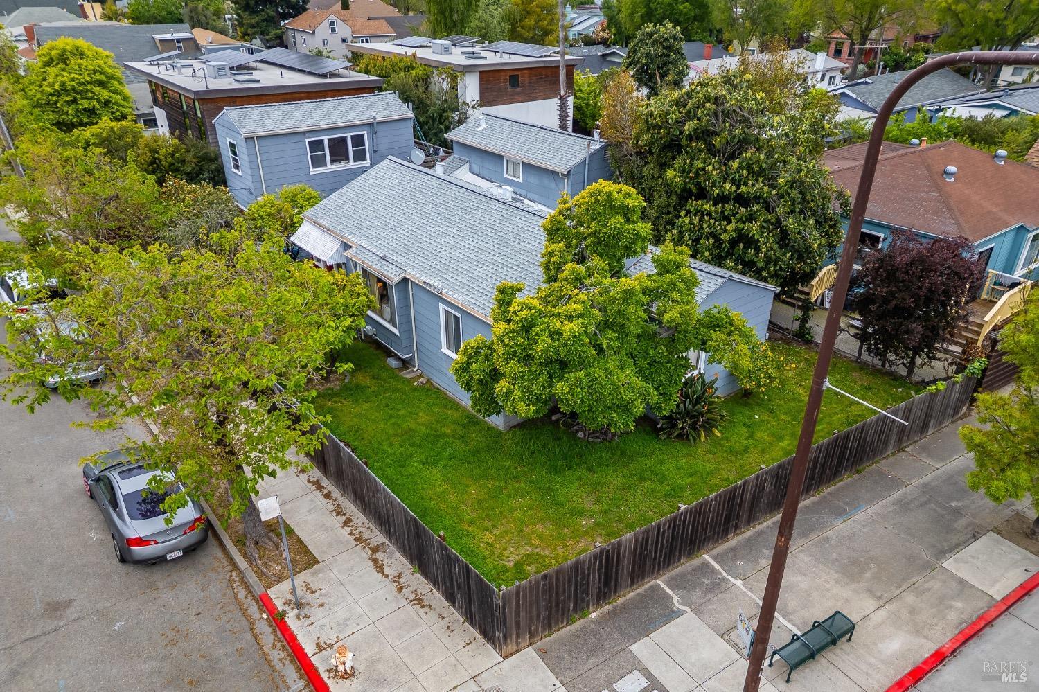 Detail Gallery Image 49 of 58 For 1445 Fairview St St, Berkeley,  CA 94702 - 0 Beds | 0 Baths