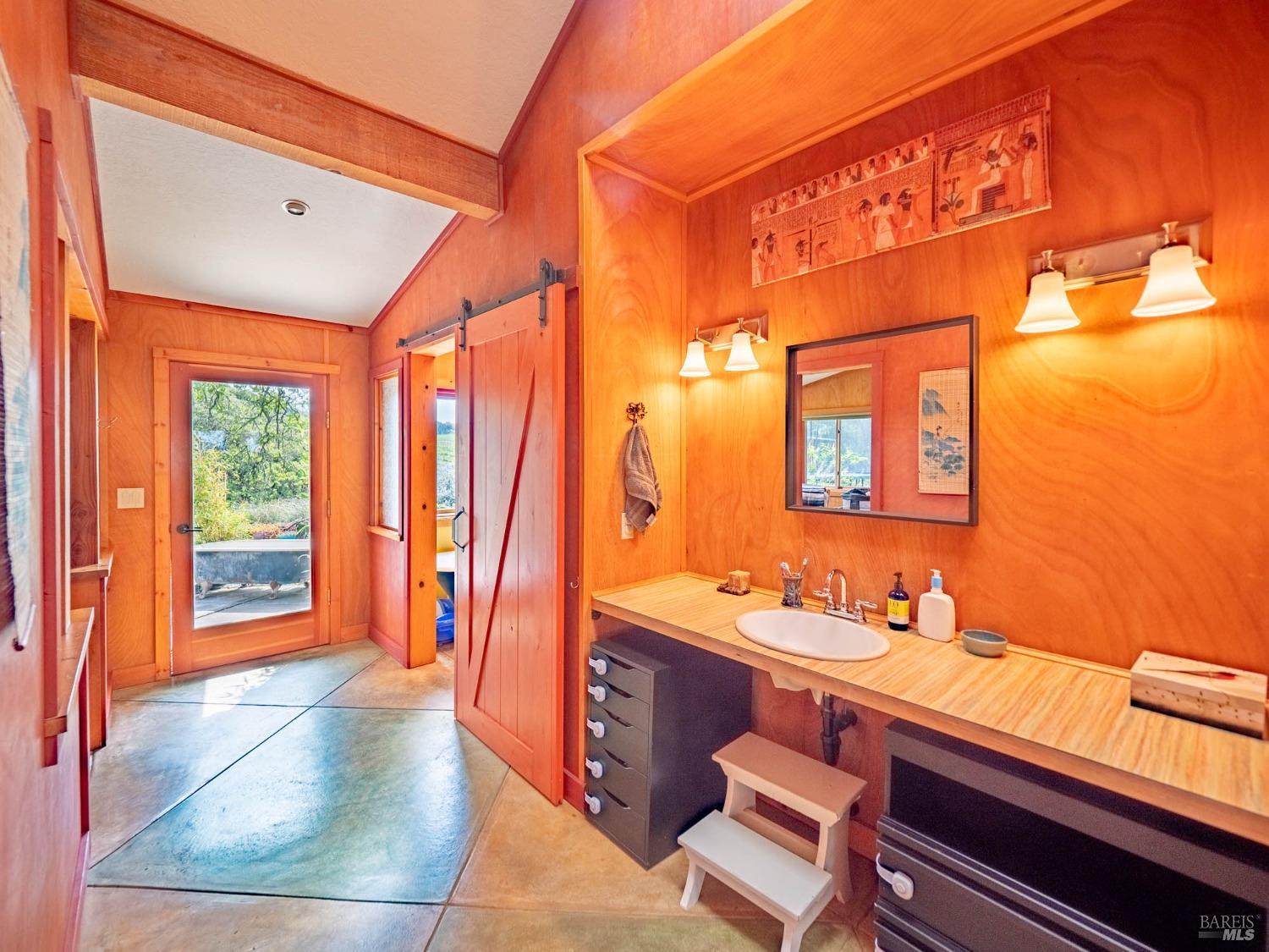 Detail Gallery Image 40 of 98 For 16121 Deer Meadows Rd, Boonville,  CA 95415 - 4 Beds | 3/1 Baths