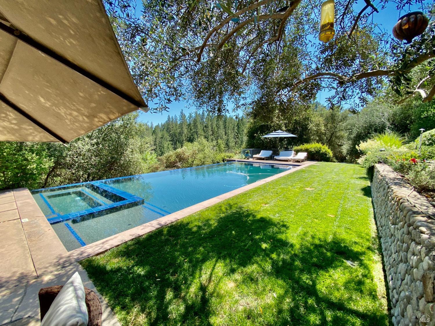 Detail Gallery Image 56 of 81 For 3594 Silverado Trl, Saint Helena,  CA 94574 - 5 Beds | 2/1 Baths
