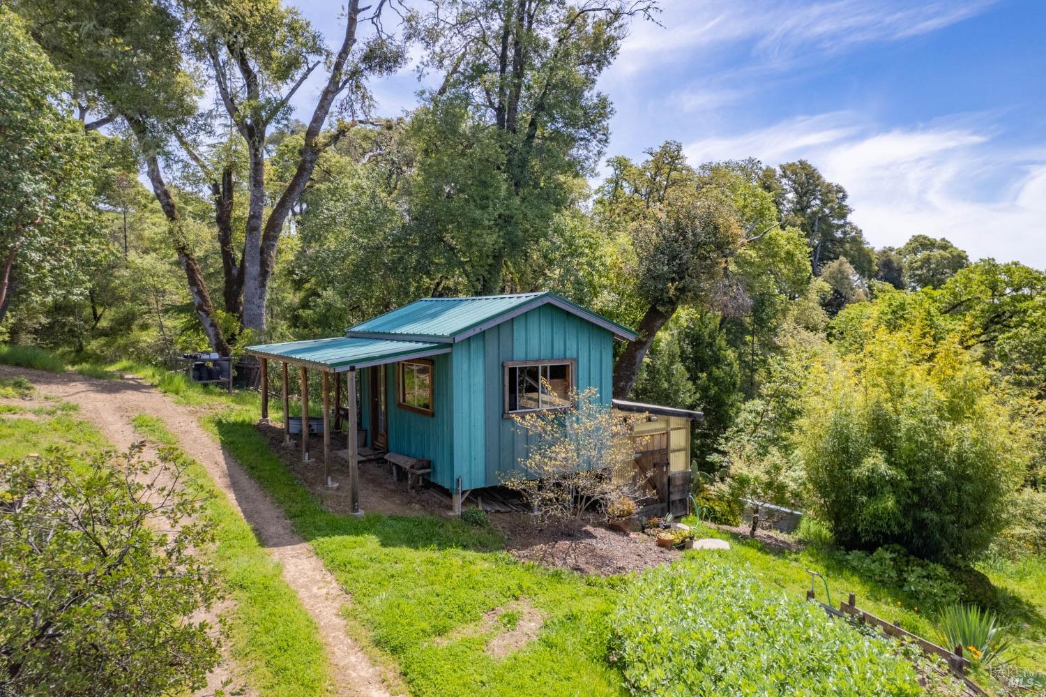 Detail Gallery Image 67 of 98 For 16121 Deer Meadows Rd, Boonville,  CA 95415 - 4 Beds | 3/1 Baths
