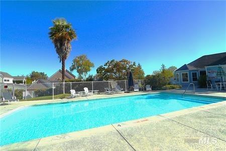 Detail Gallery Image 24 of 28 For 110 Marina Dr, Lakeport,  CA 95453 - 2 Beds | 1/1 Baths