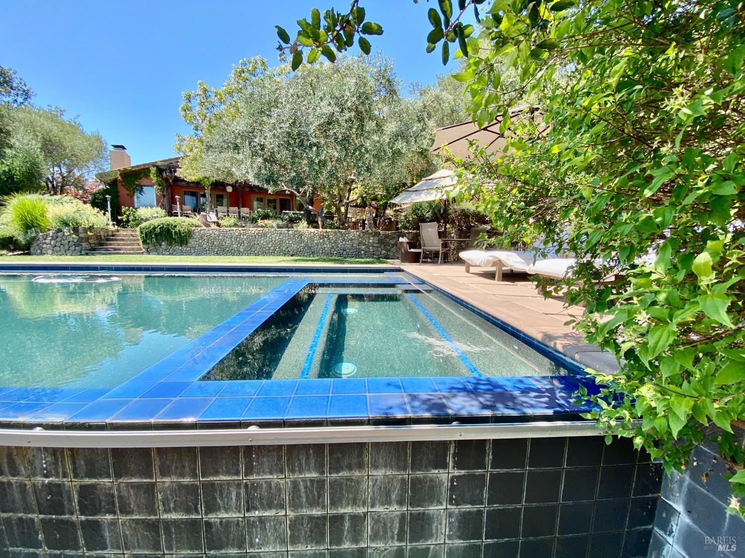 Detail Gallery Image 60 of 81 For 3594 Silverado Trl, Saint Helena,  CA 94574 - 5 Beds | 2/1 Baths