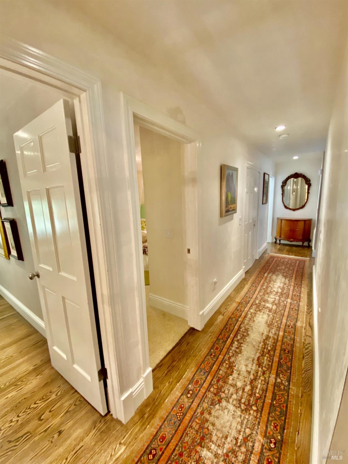 Detail Gallery Image 25 of 81 For 3594 Silverado Trl, Saint Helena,  CA 94574 - 5 Beds | 2/1 Baths