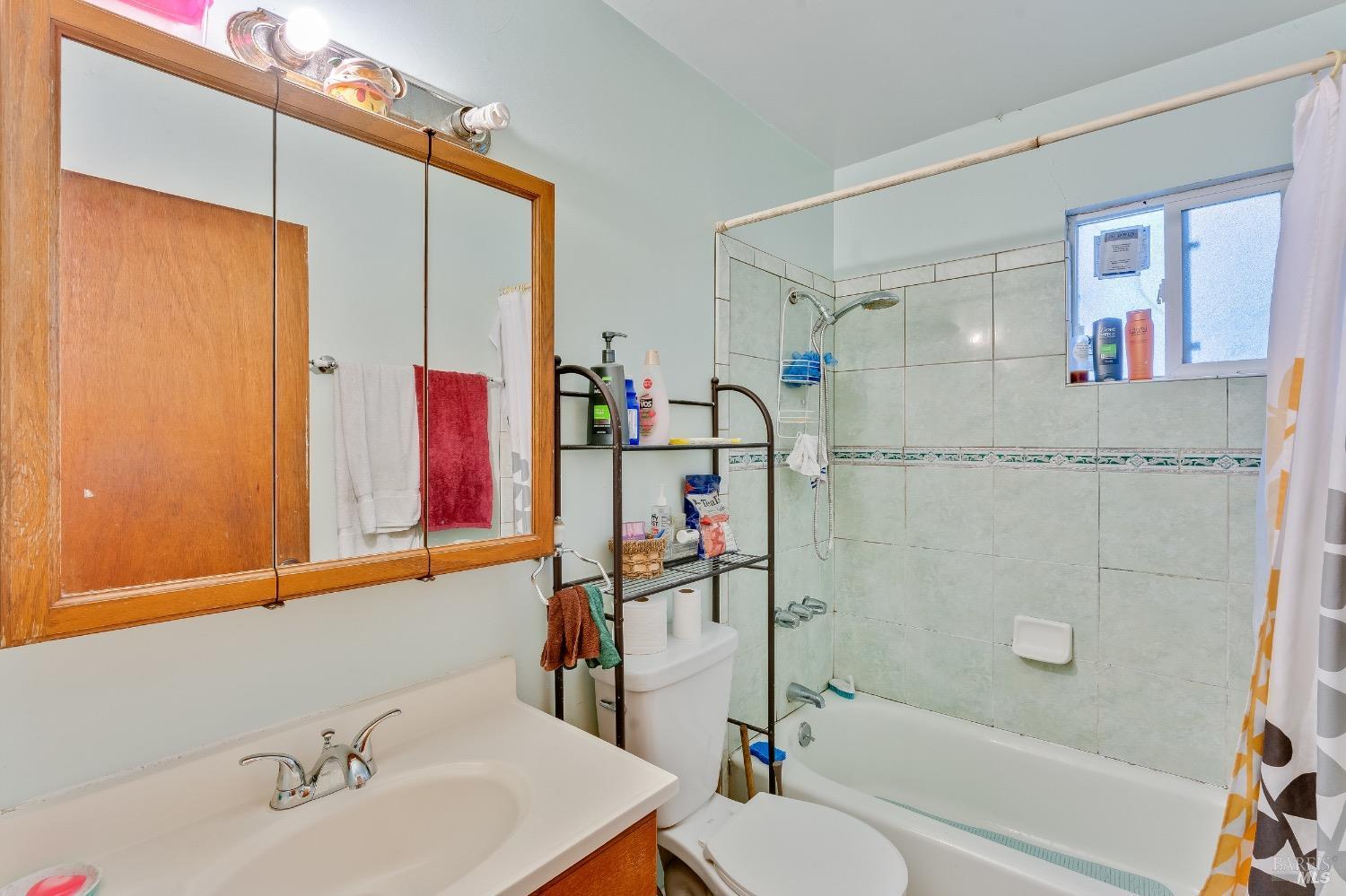 Detail Gallery Image 11 of 58 For 1445 Fairview St St, Berkeley,  CA 94702 - 0 Beds | 0 Baths