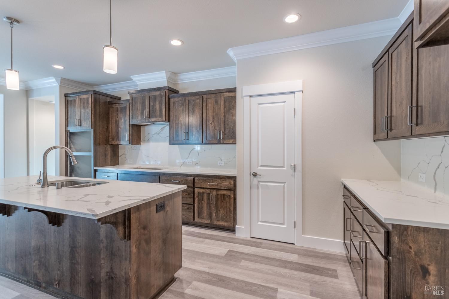 Detail Gallery Image 5 of 28 For 32799 Broomsedge Pl, Shingletown,  CA 96088 - 4 Beds | 3/1 Baths