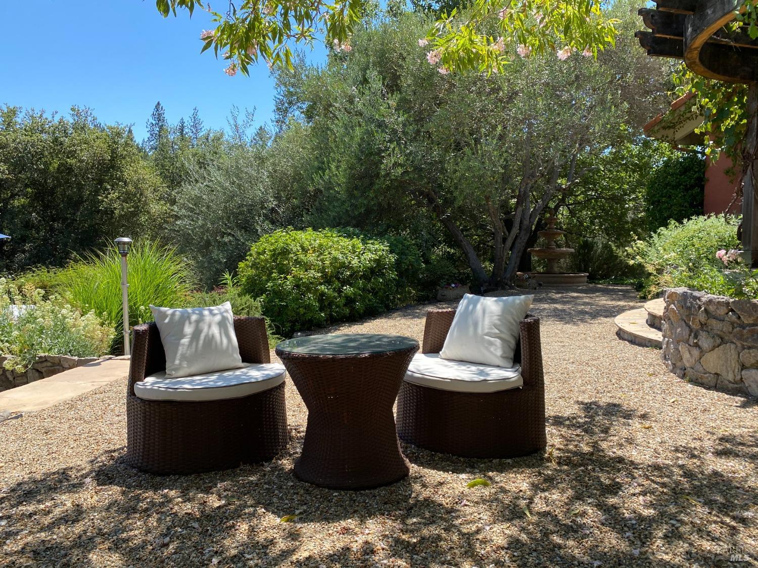 Detail Gallery Image 66 of 81 For 3594 Silverado Trl, Saint Helena,  CA 94574 - 5 Beds | 2/1 Baths