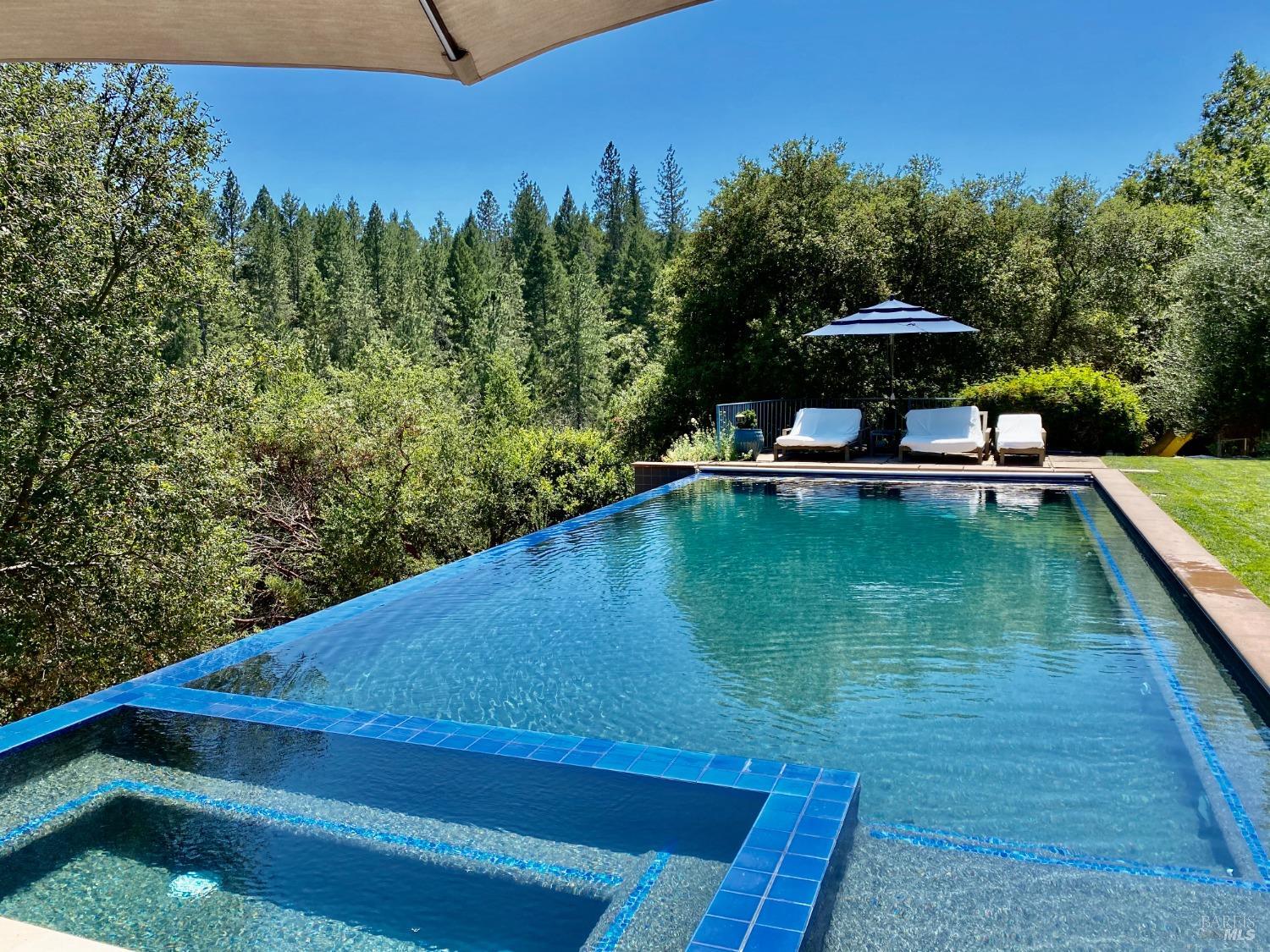 Detail Gallery Image 62 of 81 For 3594 Silverado Trl, Saint Helena,  CA 94574 - 5 Beds | 2/1 Baths