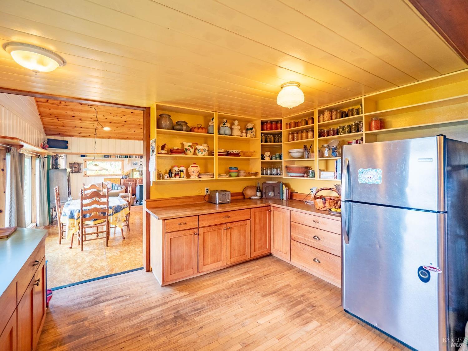 Detail Gallery Image 13 of 98 For 16121 Deer Meadows Rd, Boonville,  CA 95415 - 4 Beds | 3/1 Baths