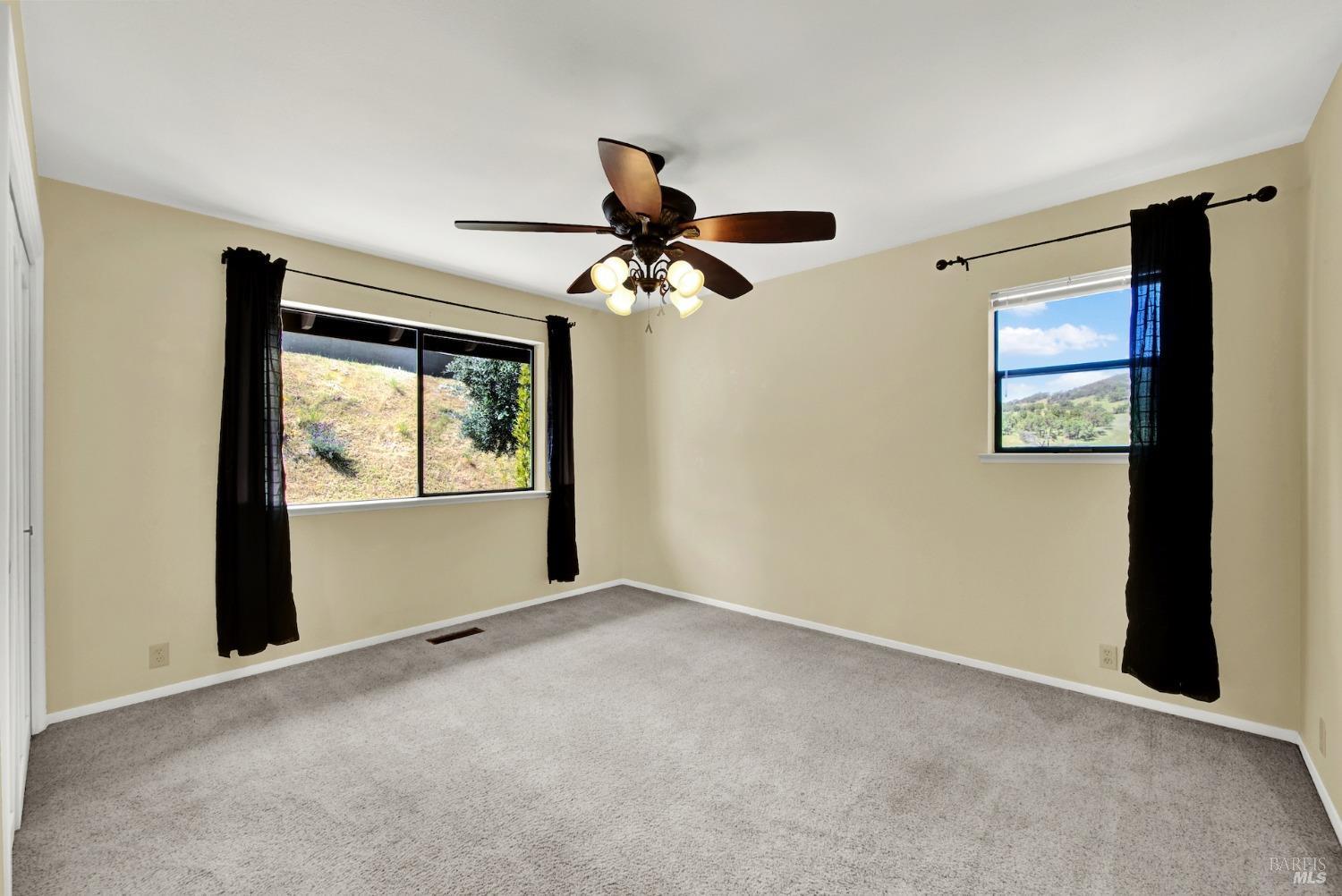 Detail Gallery Image 10 of 79 For 1060 Deputy Dr, Pope Valley,  CA 94567 - 4 Beds | 3 Baths