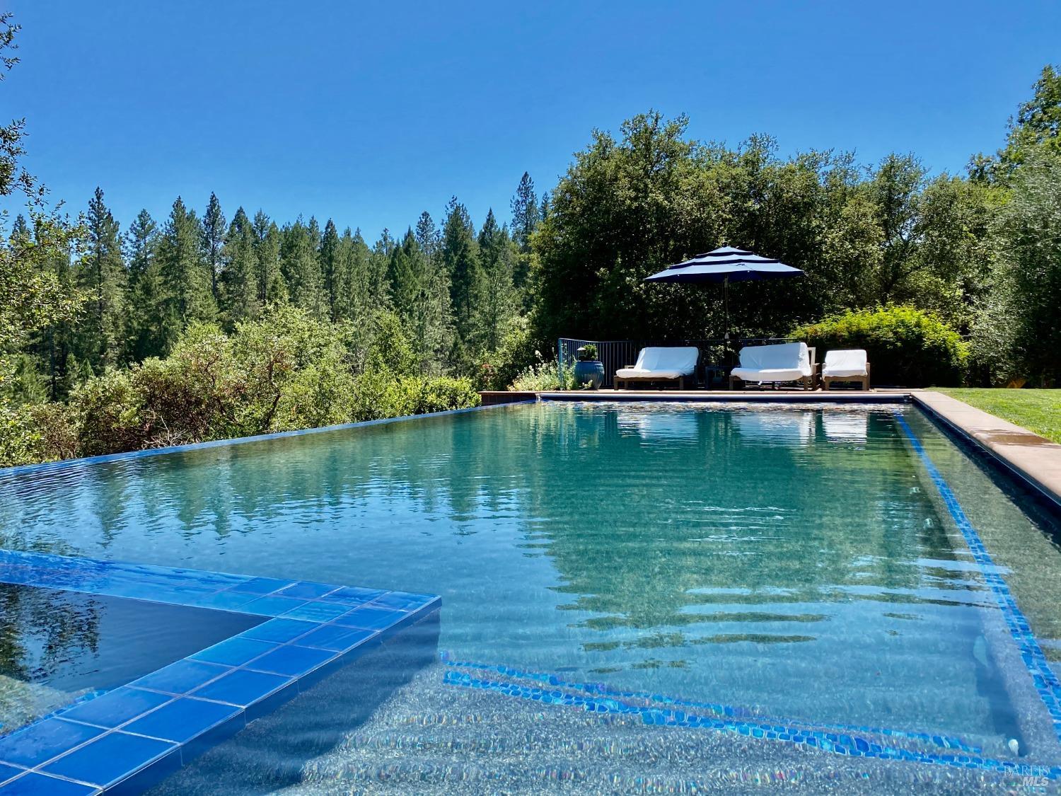 Detail Gallery Image 63 of 81 For 3594 Silverado Trl, Saint Helena,  CA 94574 - 5 Beds | 2/1 Baths