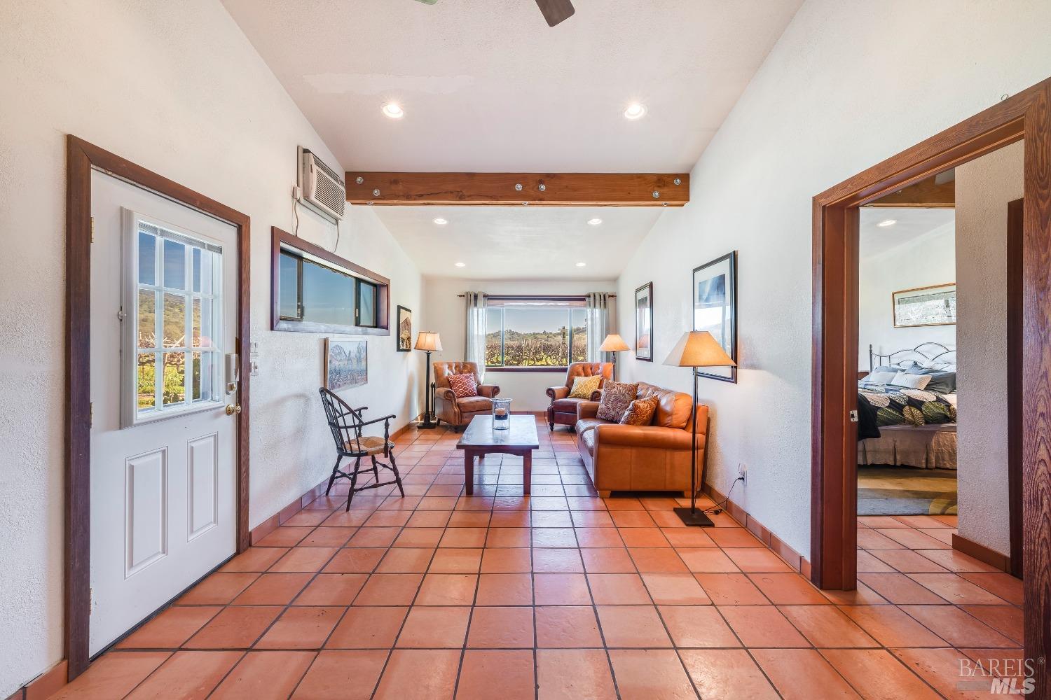 Detail Gallery Image 37 of 53 For 6201 Old River Rd, Ukiah,  CA 95482 - 4 Beds | 2 Baths