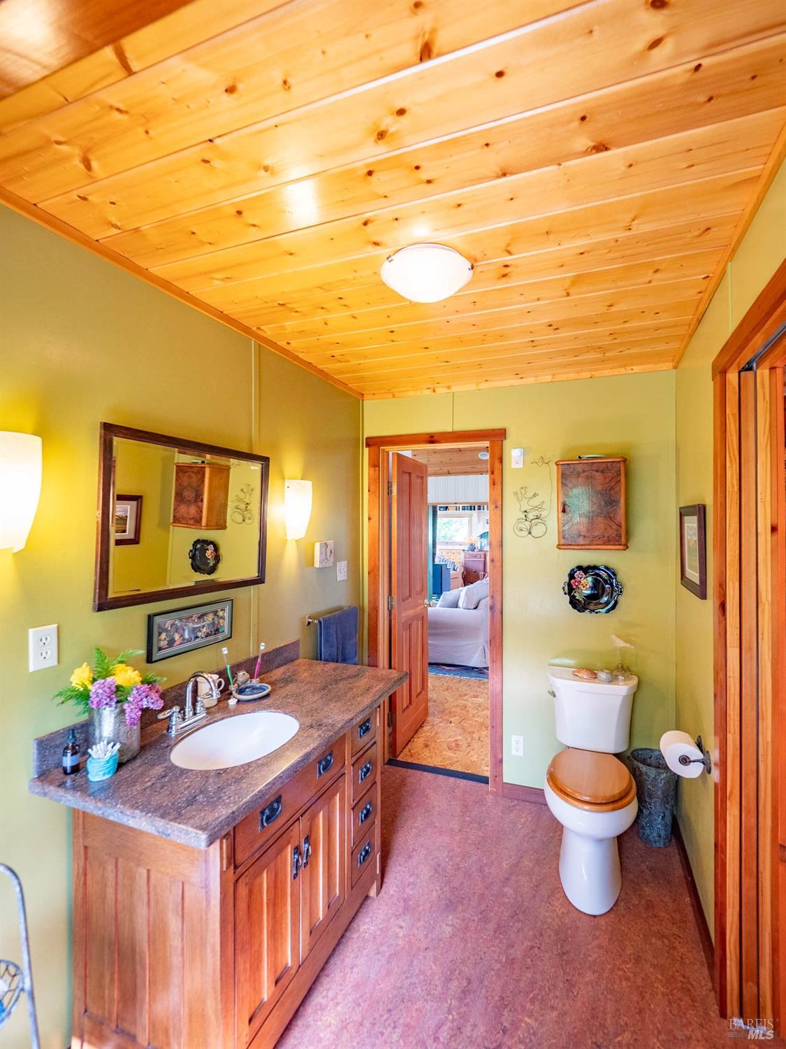 Detail Gallery Image 21 of 98 For 16121 Deer Meadows Rd, Boonville,  CA 95415 - 4 Beds | 3/1 Baths