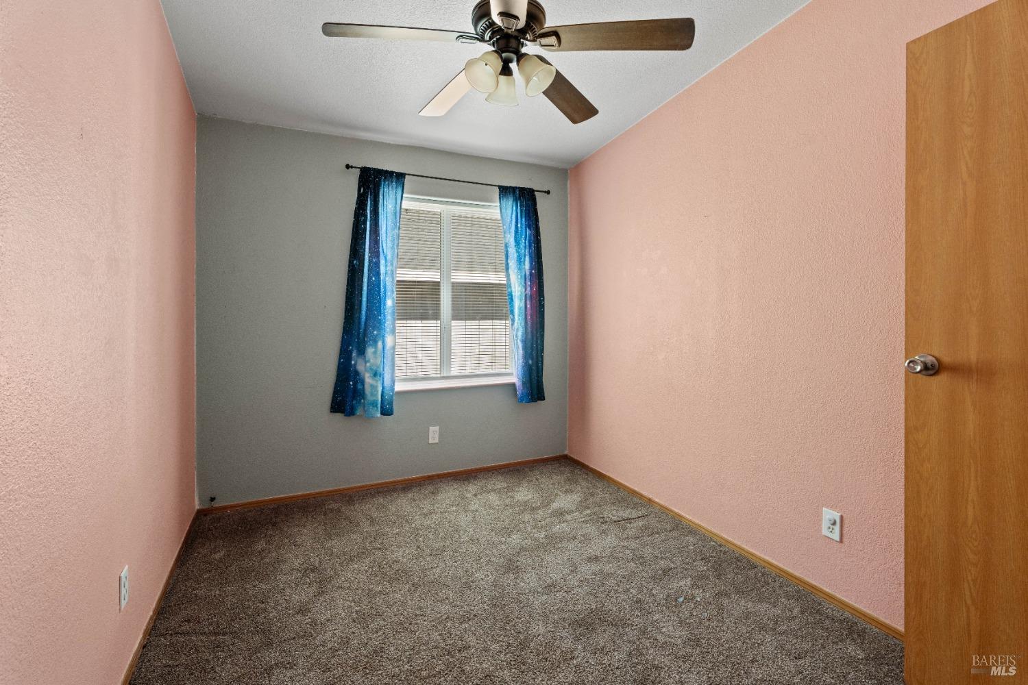 Detail Gallery Image 10 of 21 For 28474 N Highway 101 Unkn, Willits,  CA 95490 - 3 Beds | 2 Baths