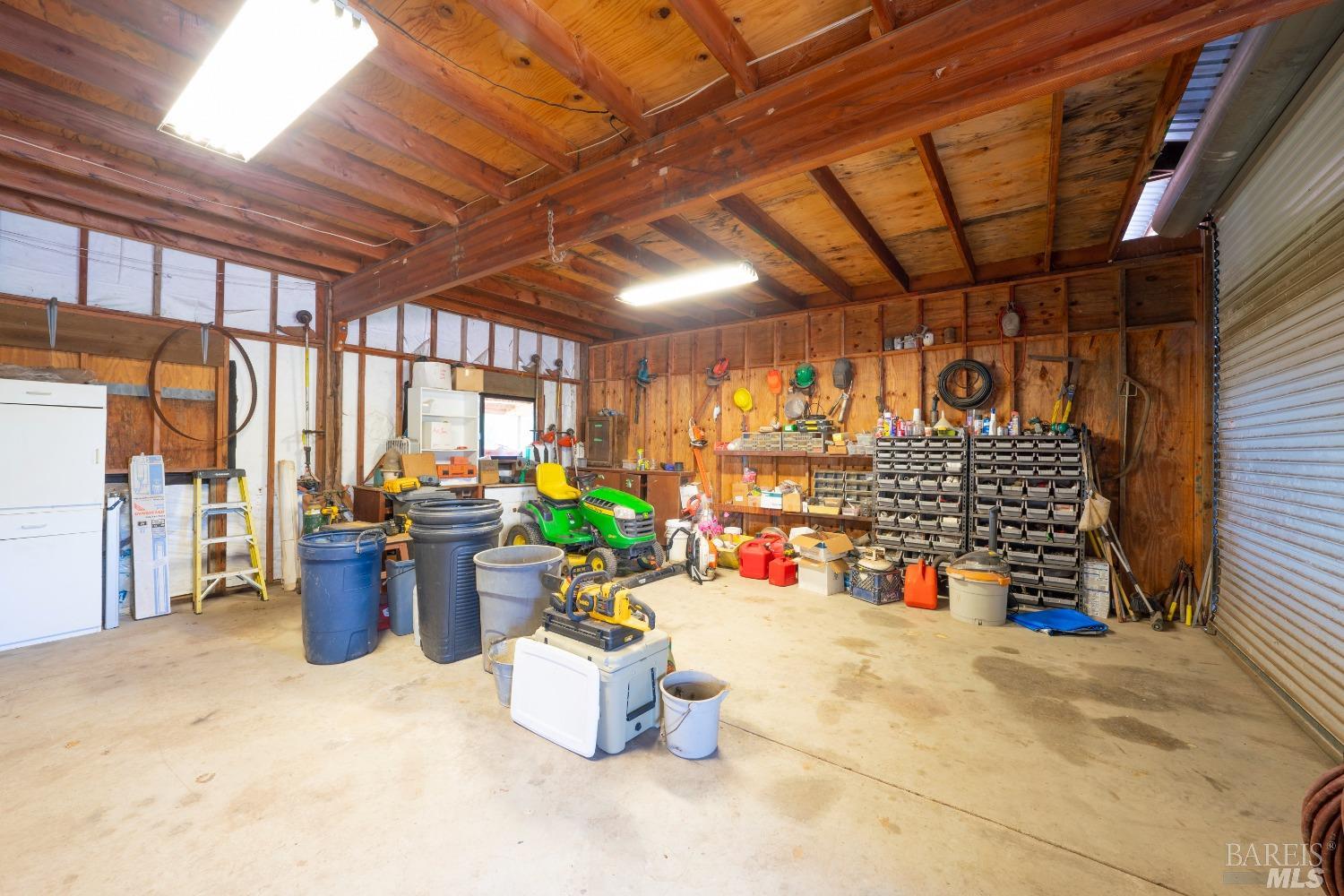 Detail Gallery Image 41 of 53 For 6201 Old River Rd, Ukiah,  CA 95482 - 4 Beds | 2 Baths