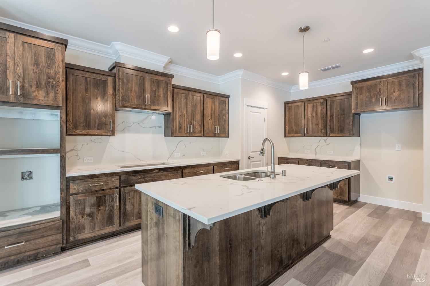 Detail Gallery Image 6 of 28 For 32799 Broomsedge Pl, Shingletown,  CA 96088 - 4 Beds | 3/1 Baths