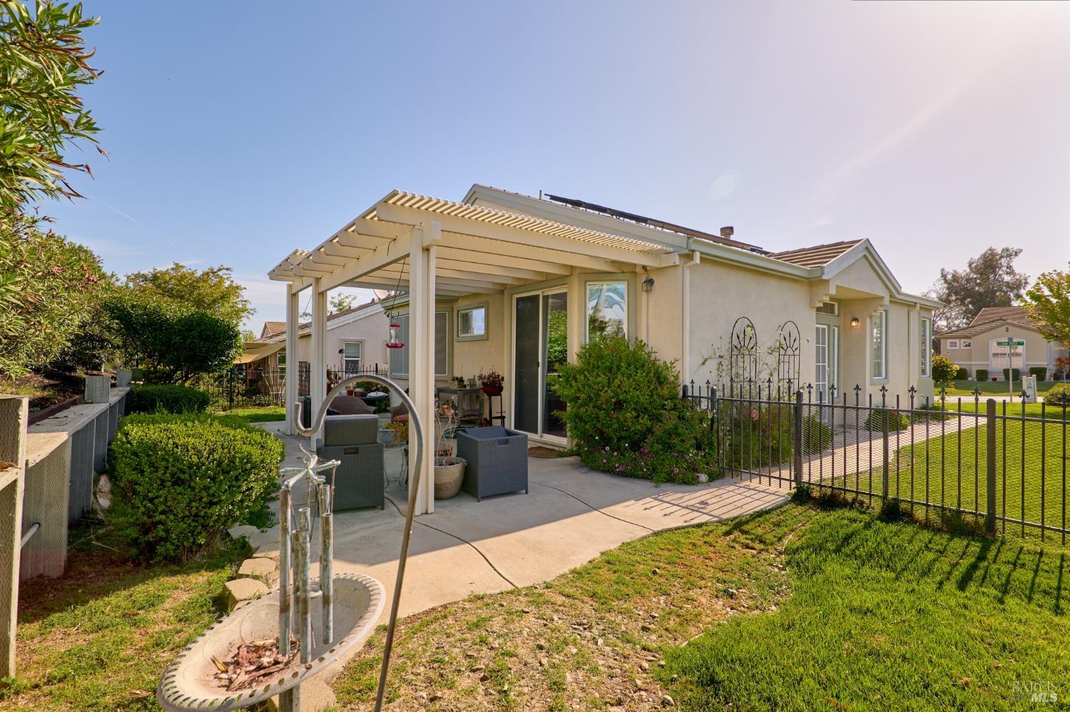 Detail Gallery Image 11 of 28 For 448 Cedar Ridge Dr, Rio Vista,  CA 94571 - 2 Beds | 2 Baths