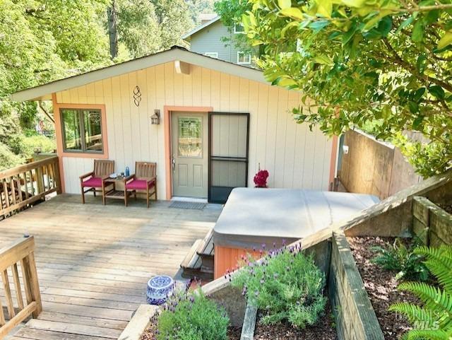 Detail Gallery Image 1 of 24 For 31 Aztec Ave, Forest Knolls,  CA 94933 - 2 Beds | 1 Baths