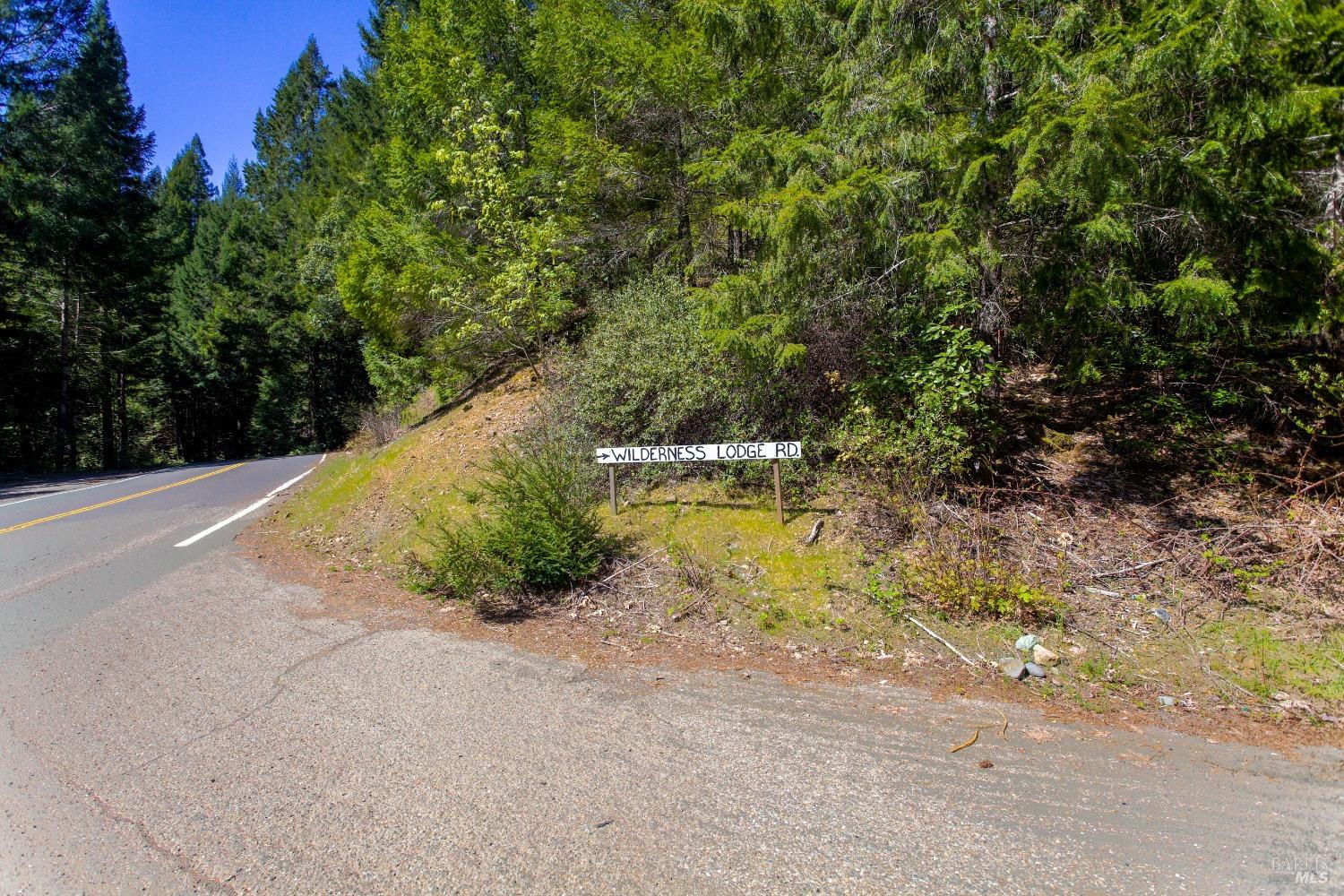 Detail Gallery Image 23 of 25 For 40050 Wilderness Lodge Rd, Branscomb,  CA 95417 - – Beds | – Baths