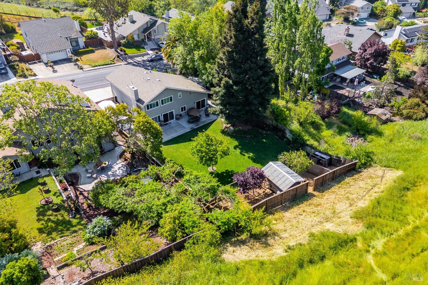 Detail Gallery Image 44 of 47 For 933 Rose Dr, Benicia,  CA 94510 - 3 Beds | 2/1 Baths