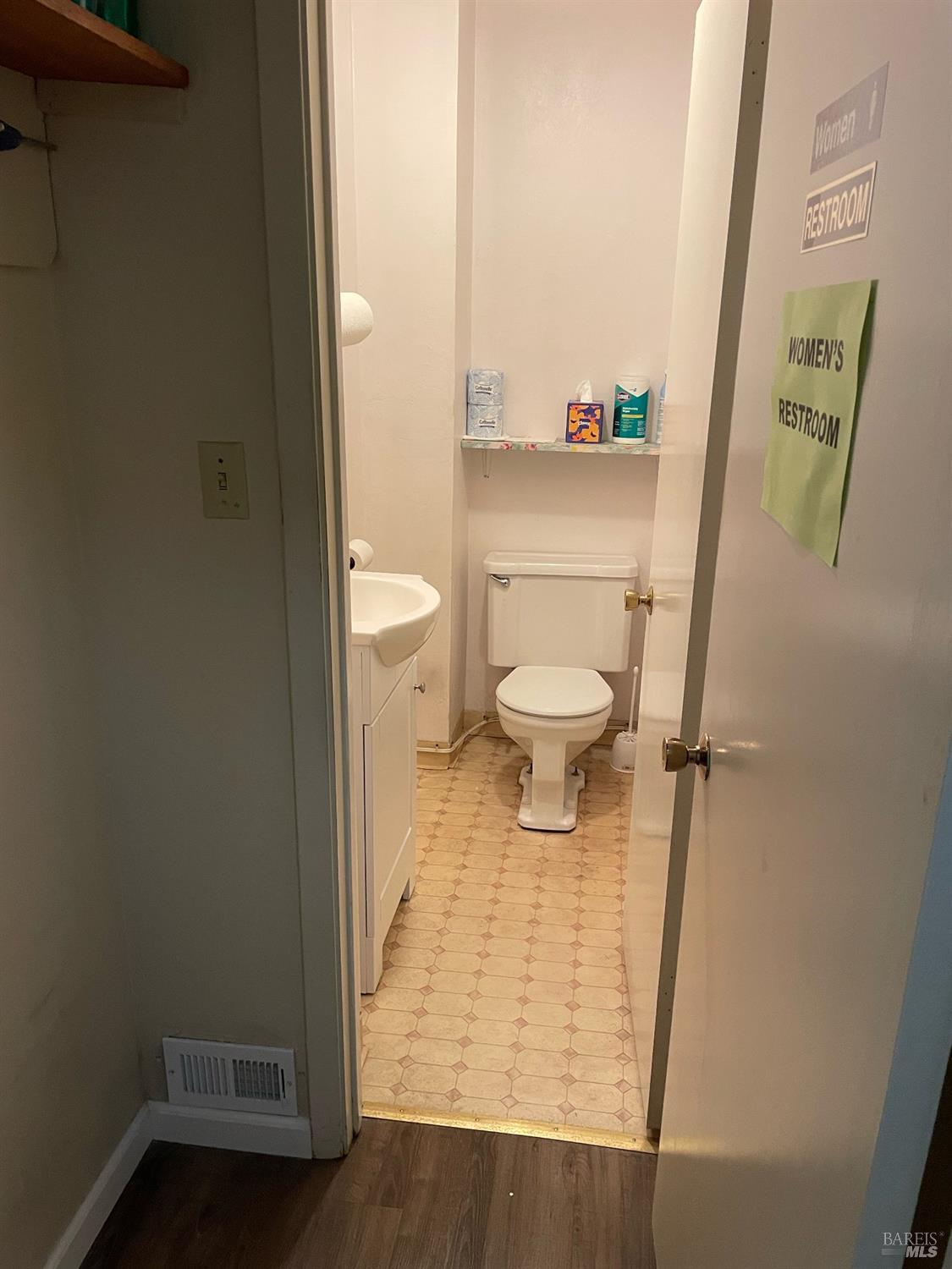 Detail Gallery Image 19 of 23 For 1300 Tennessee St, Vallejo,  CA 94590 - – Beds | – Baths