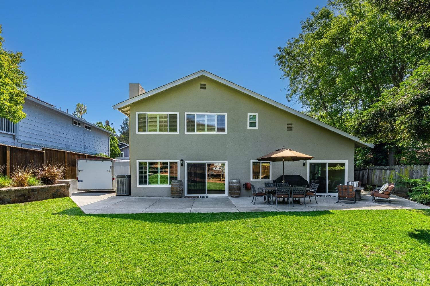 Detail Gallery Image 31 of 47 For 933 Rose Dr, Benicia,  CA 94510 - 3 Beds | 2/1 Baths